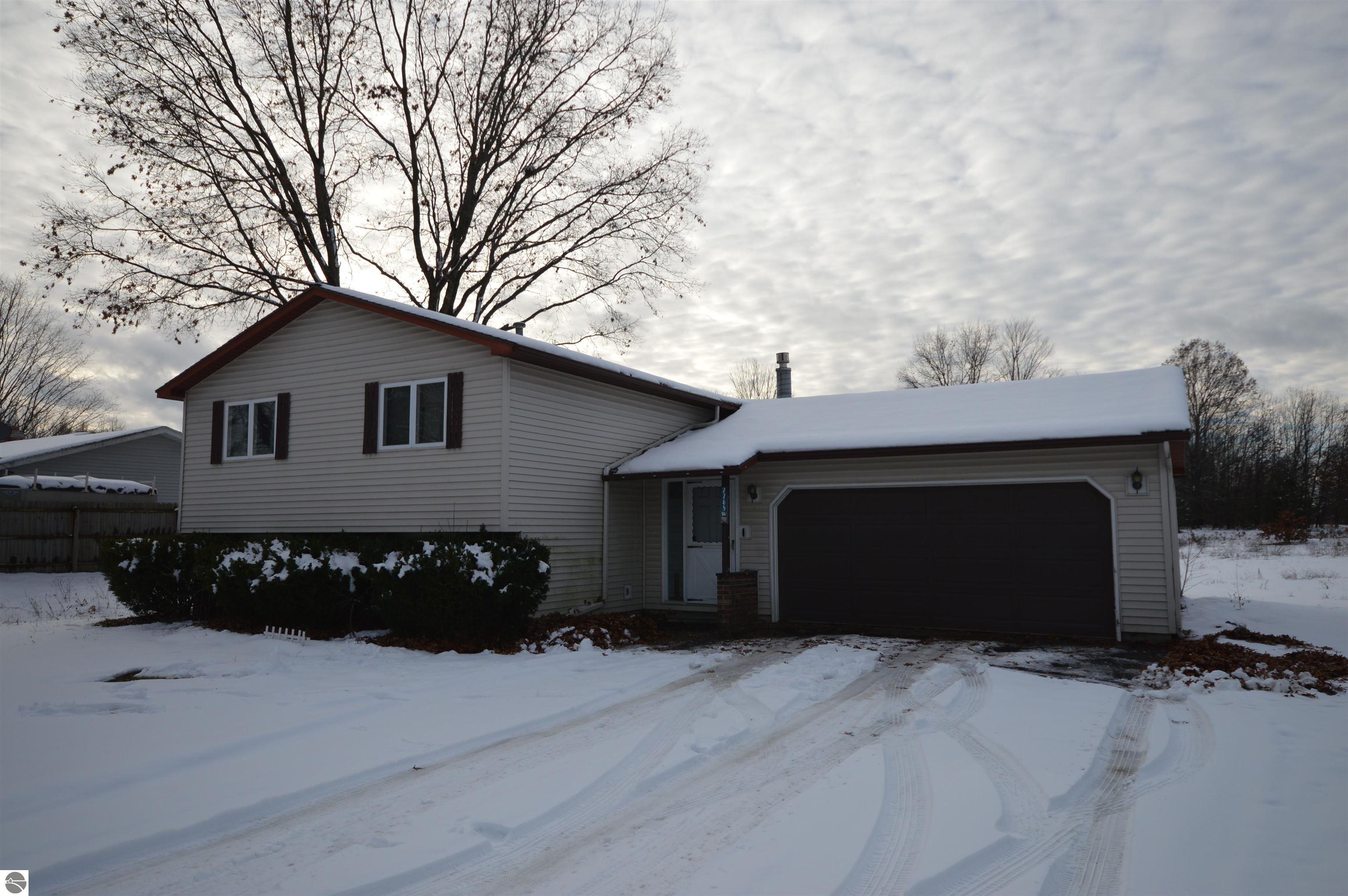2285 W Carriage Hill Drive