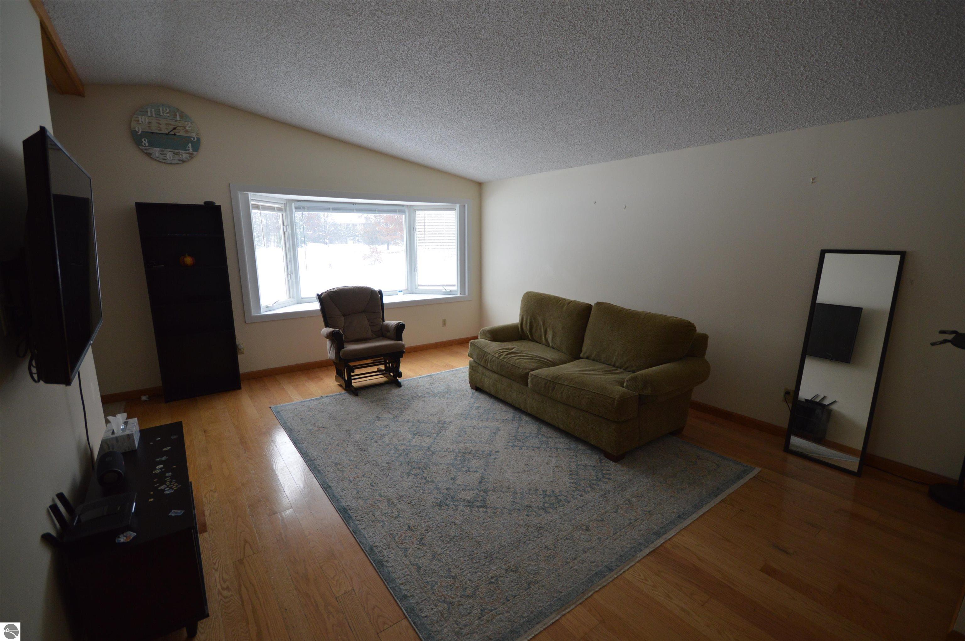 2285 W Carriage Hill Drive