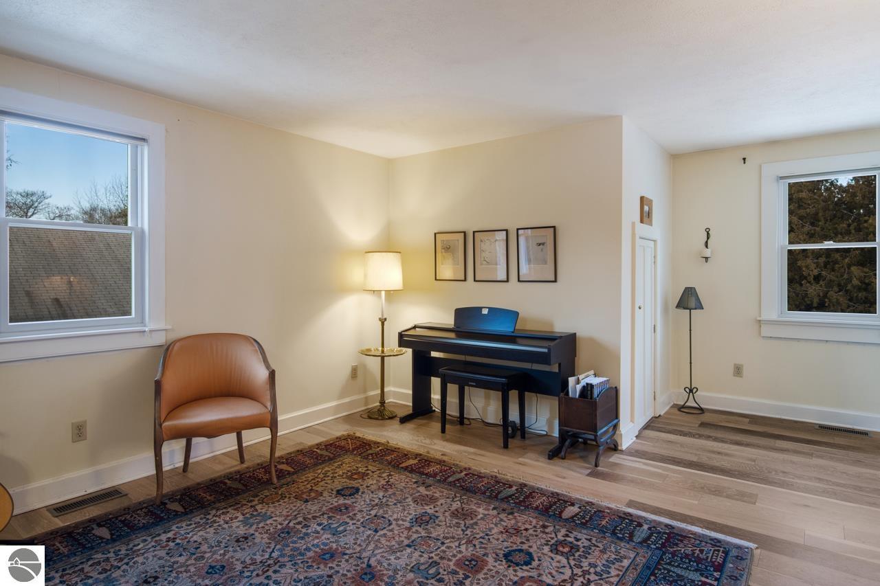 422 S Shore Drive