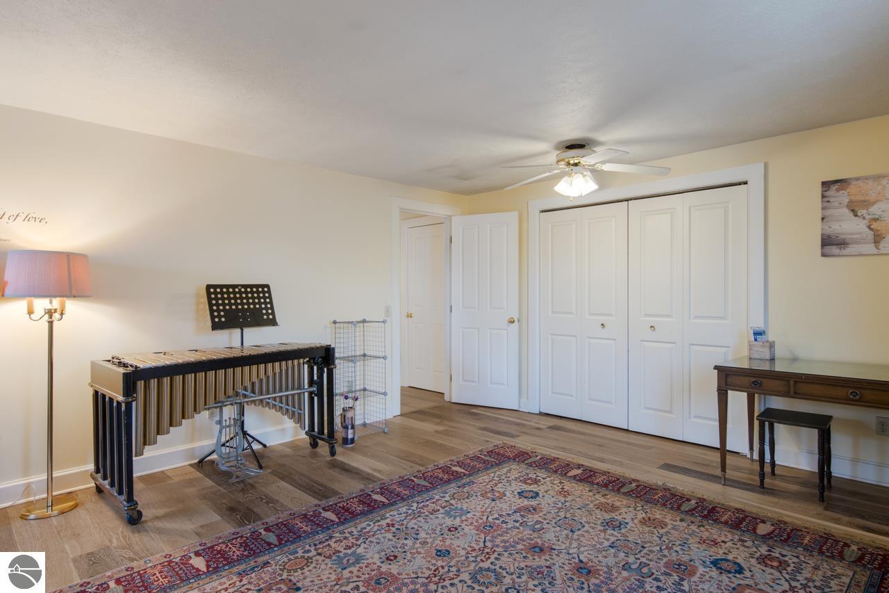 422 S Shore Drive
