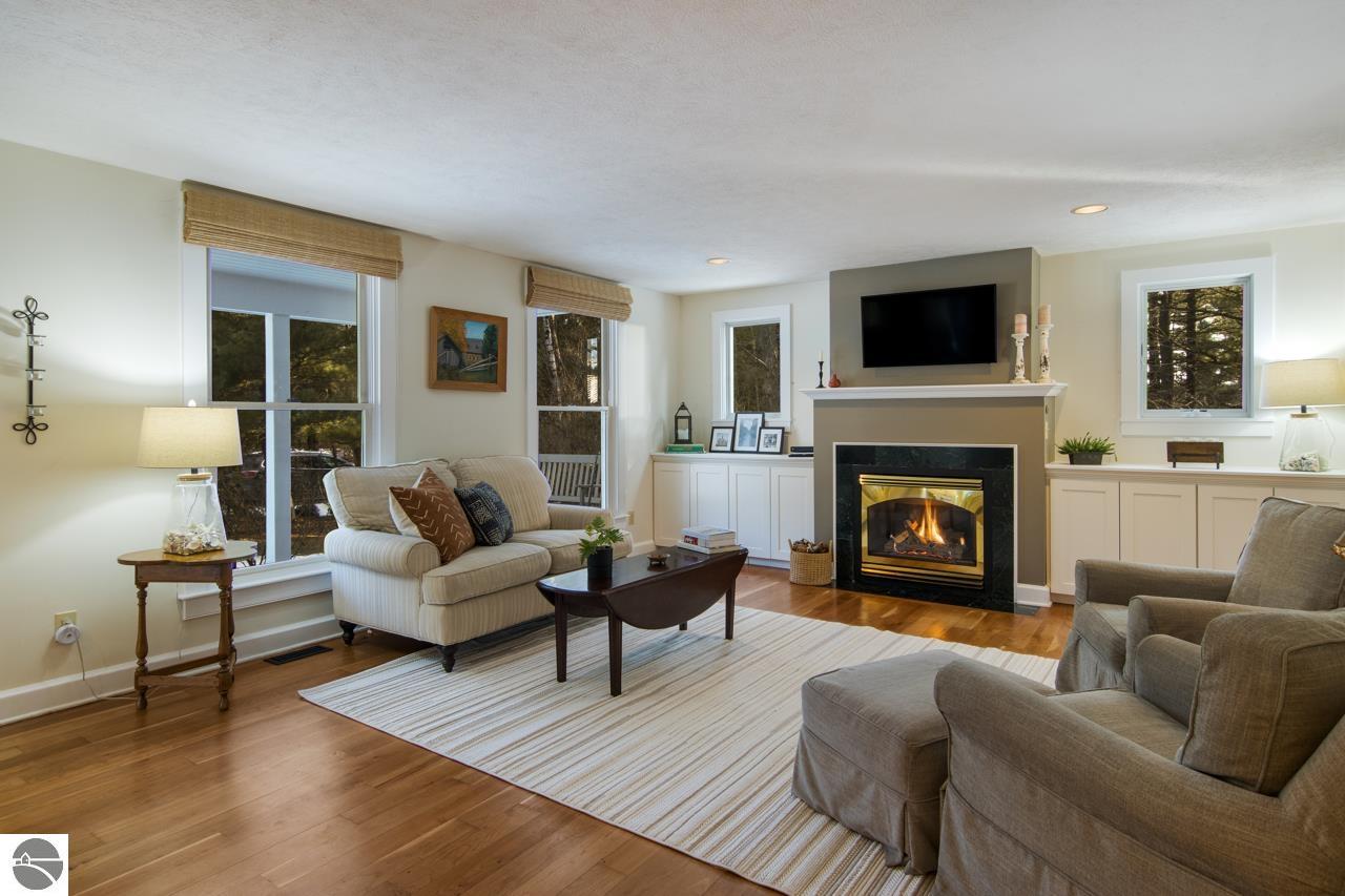 422 S Shore Drive