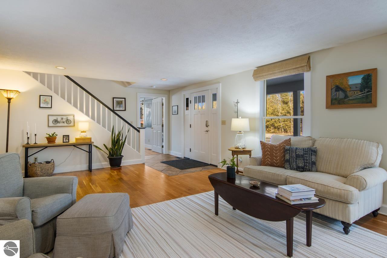 422 S Shore Drive