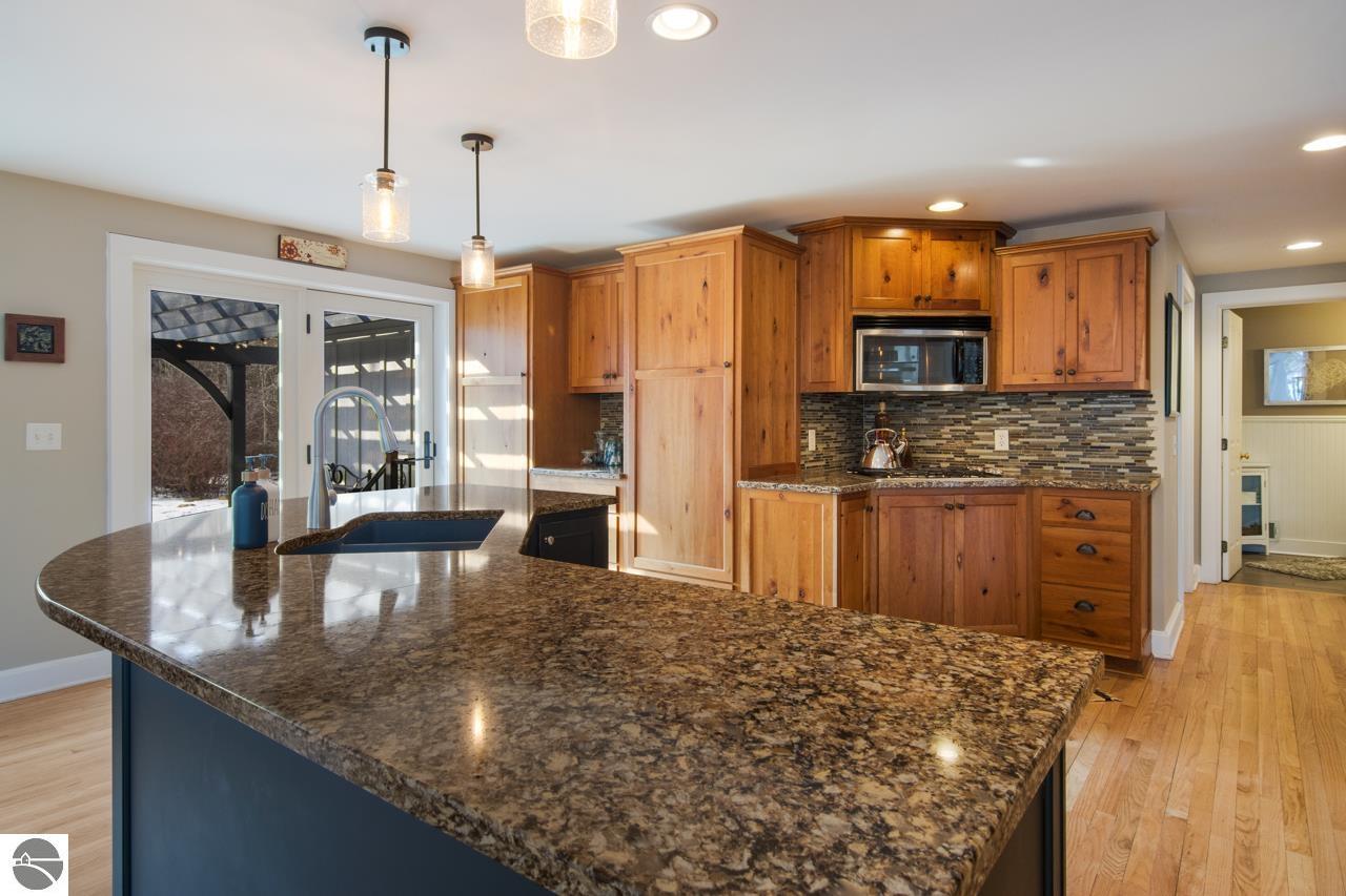 422 S Shore Drive