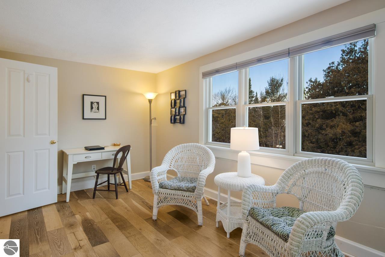 422 S Shore Drive