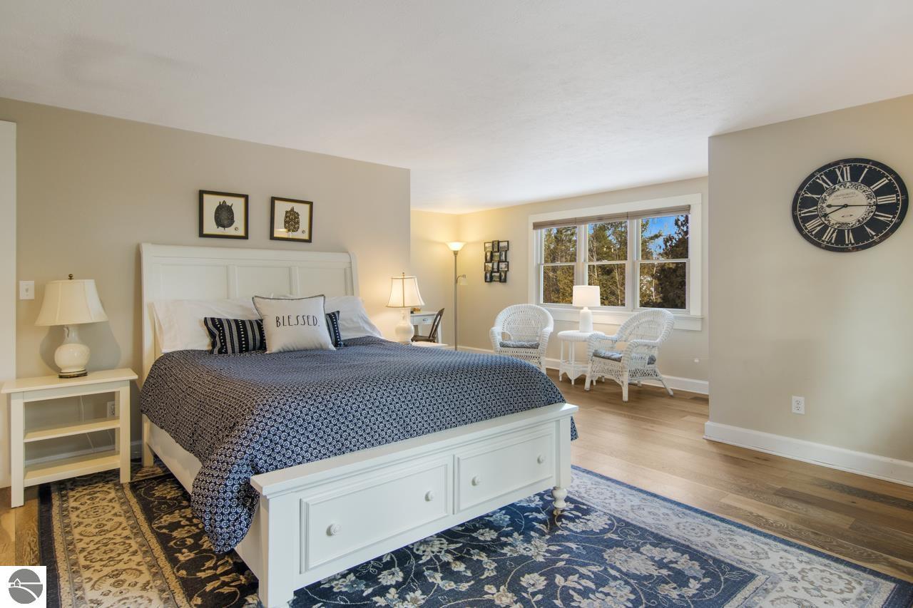 422 S Shore Drive