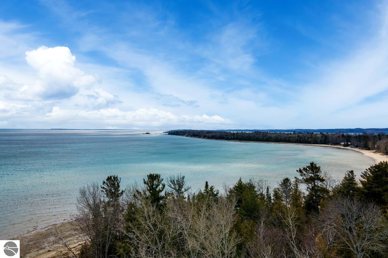 12150 N Seven Pines Road