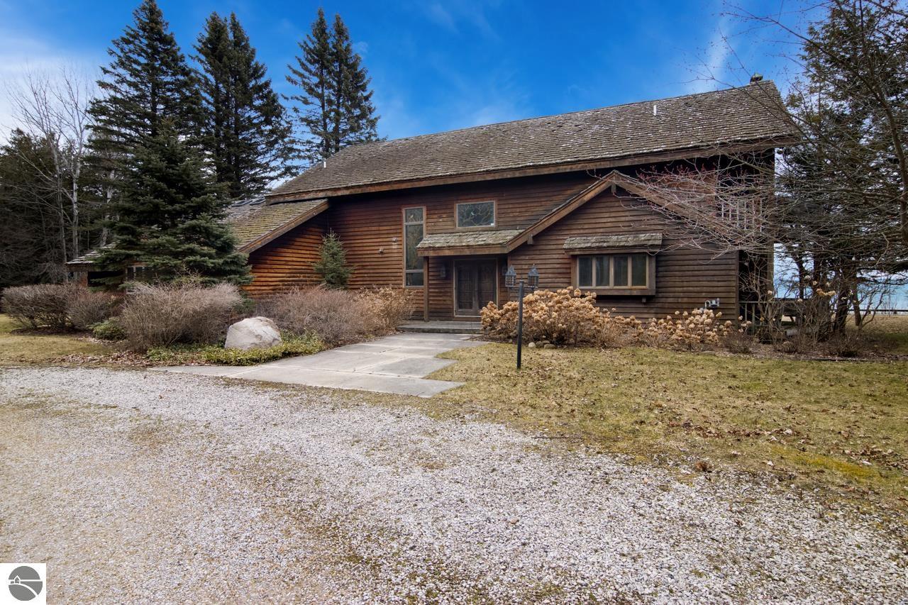 12150 N Seven Pines Road