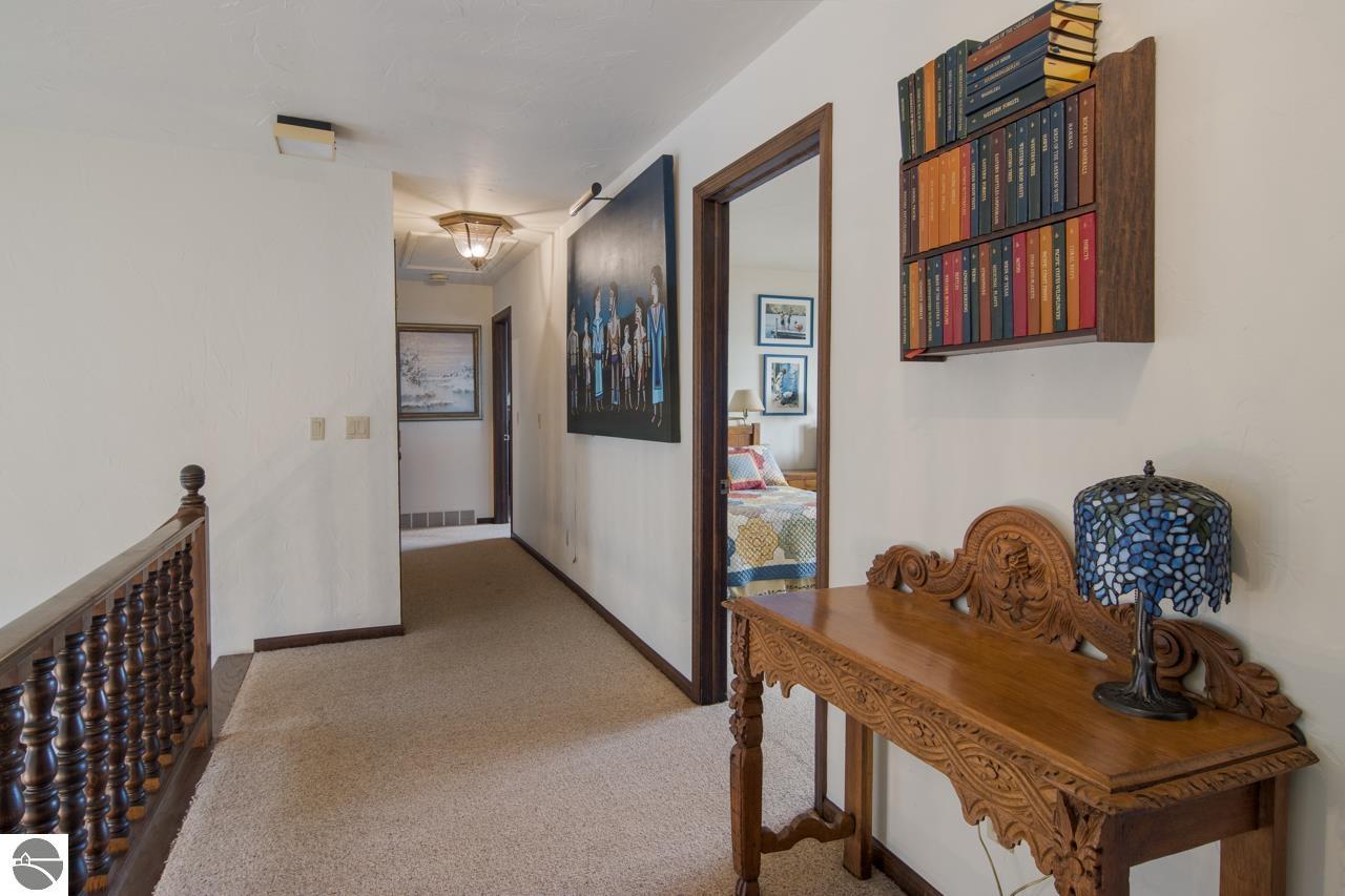 12150 N Seven Pines Road