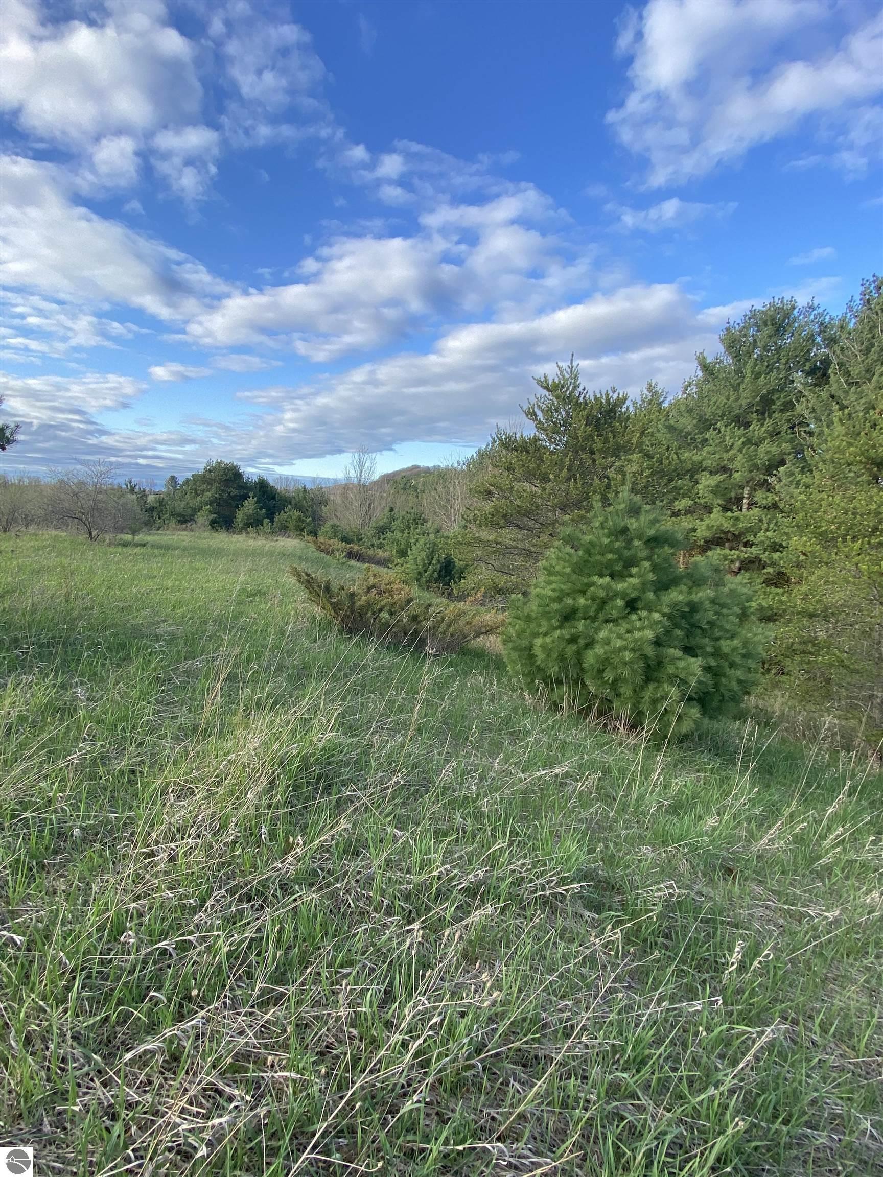 s S Good Harbor Trail