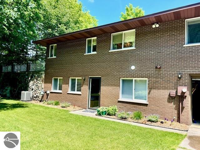 1105 S Bay View Trail