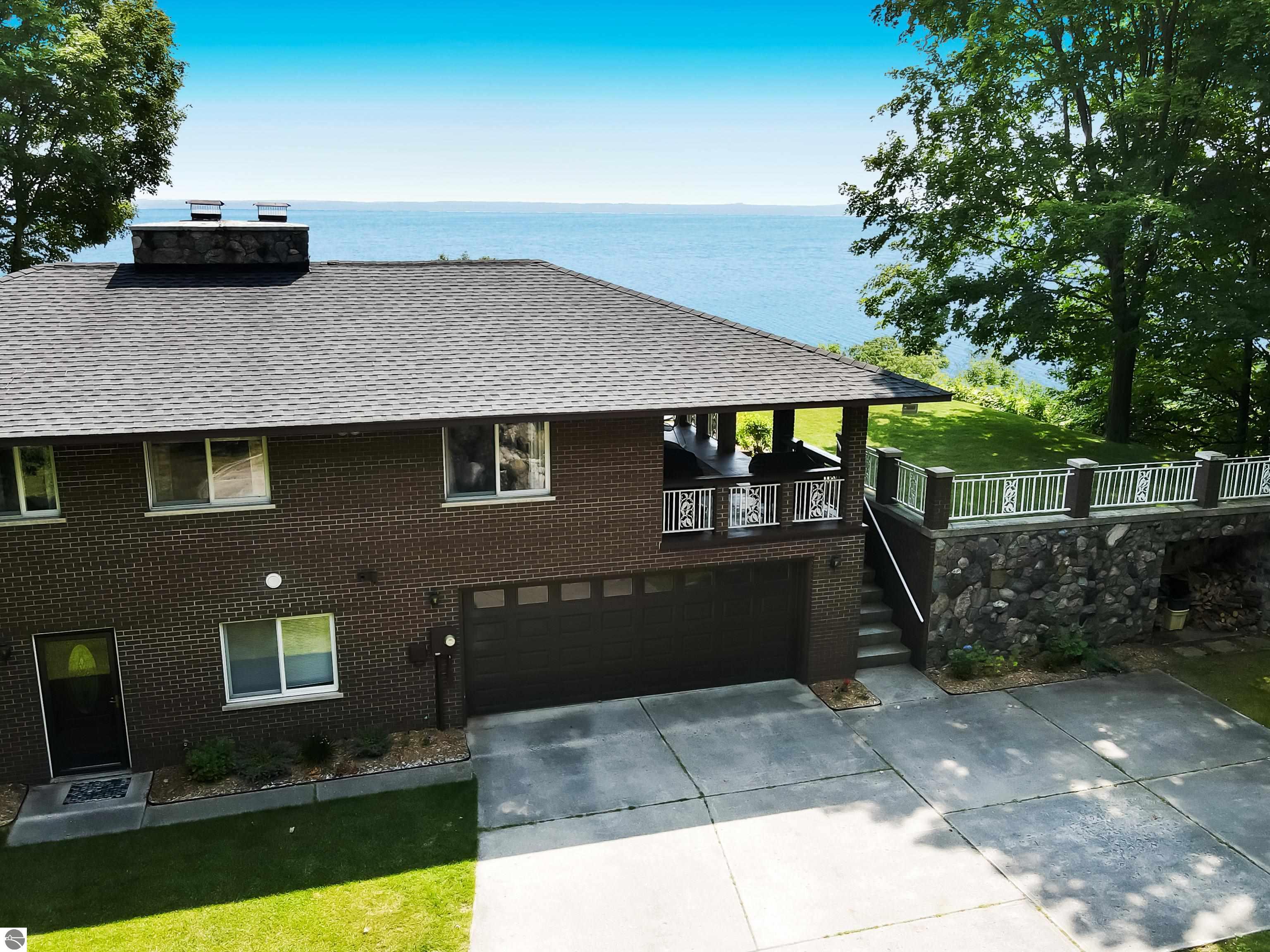1105 S Bay View Trail