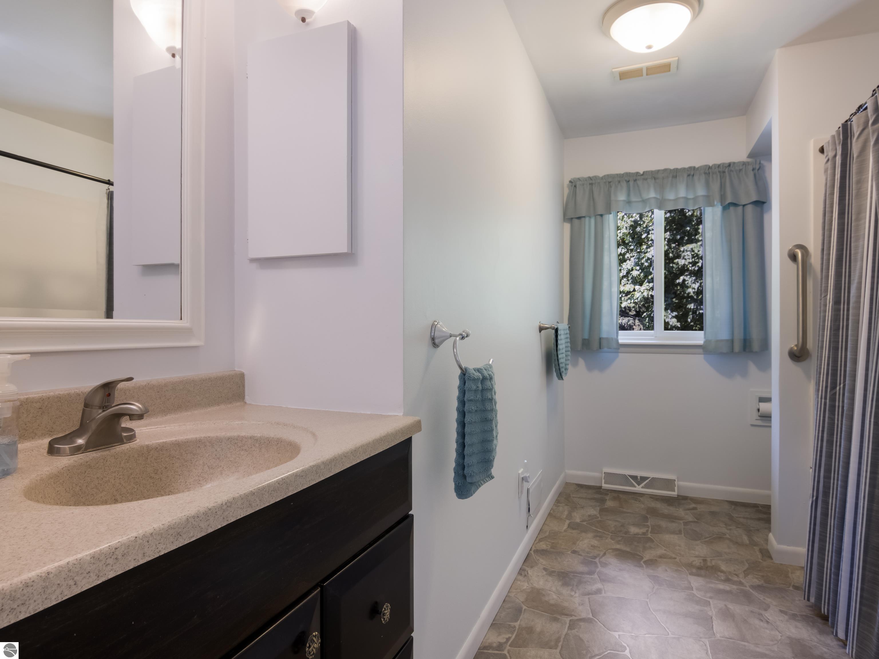 1105 S Bay View Trail