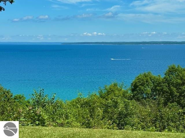 1105 S Bay View Trail