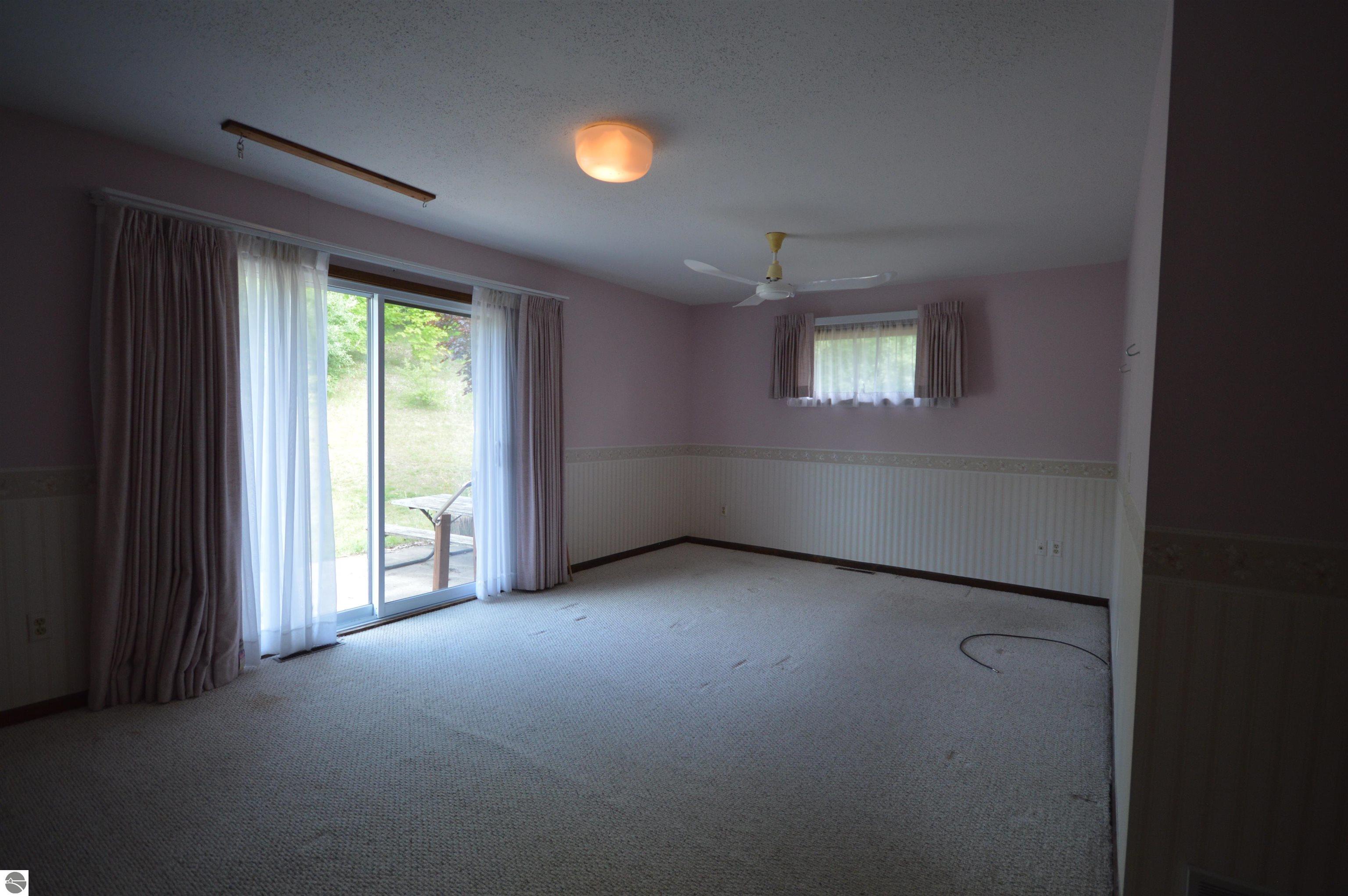 8909 S Maple City Road