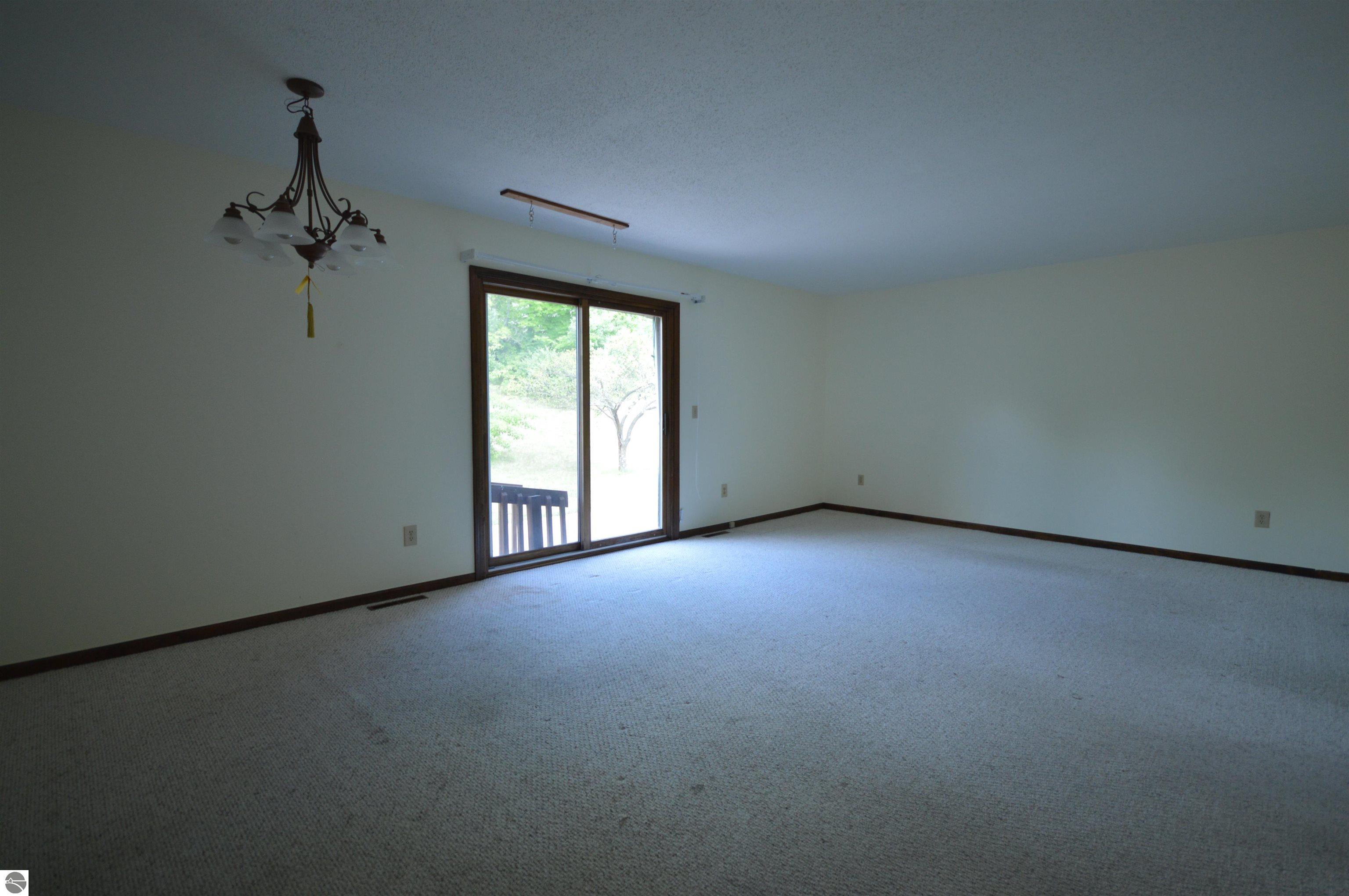 8909 S Maple City Road