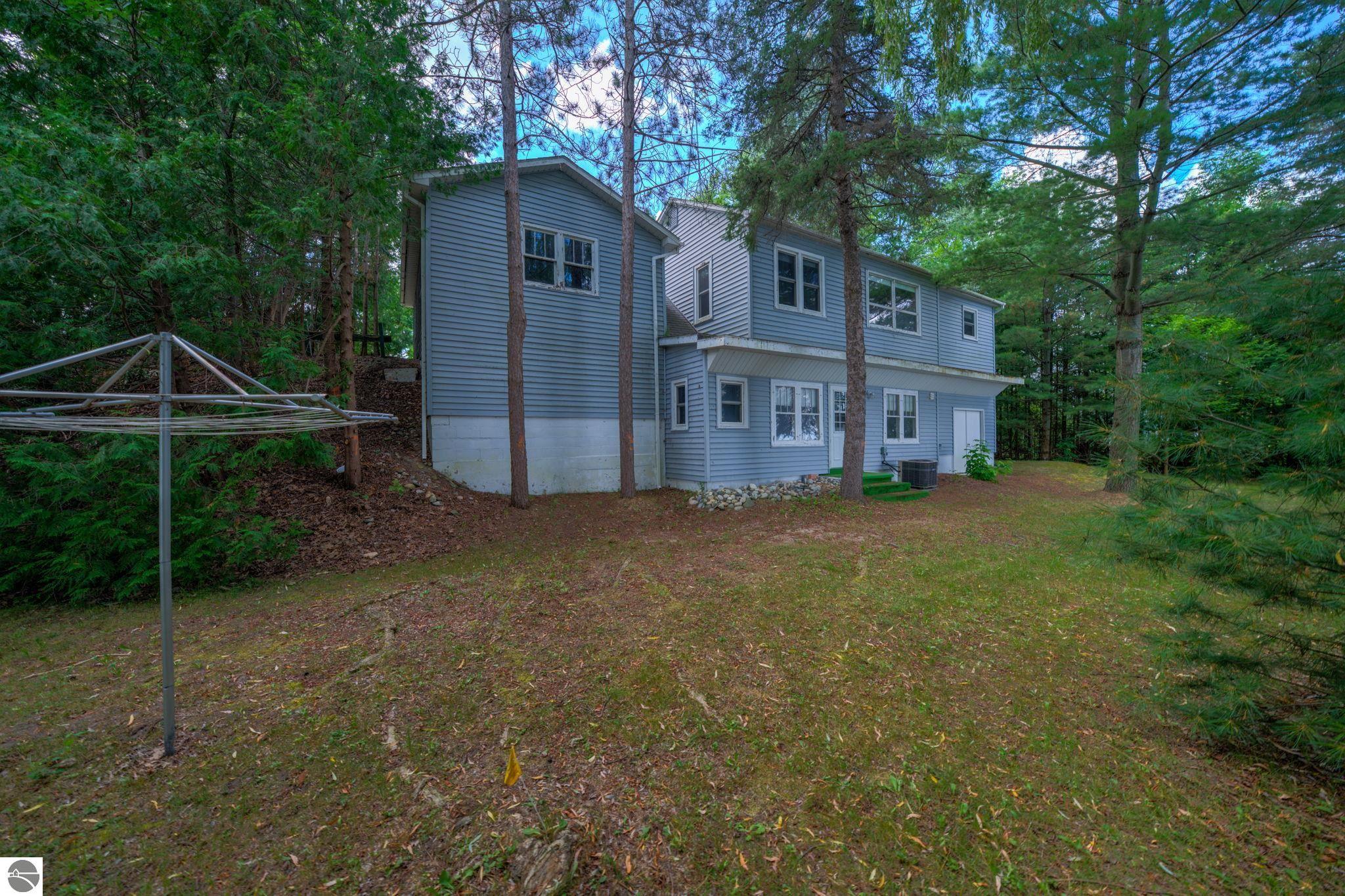 800 N St Joseph Street