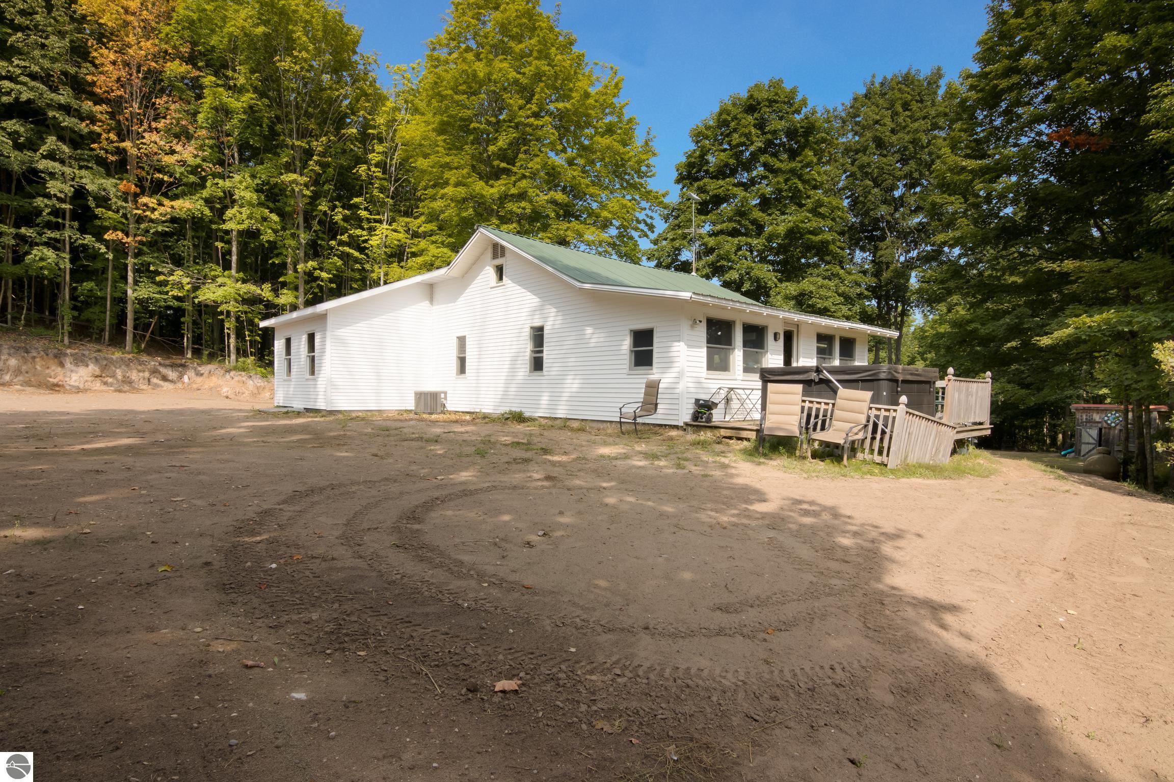 7870 E Obrien Road