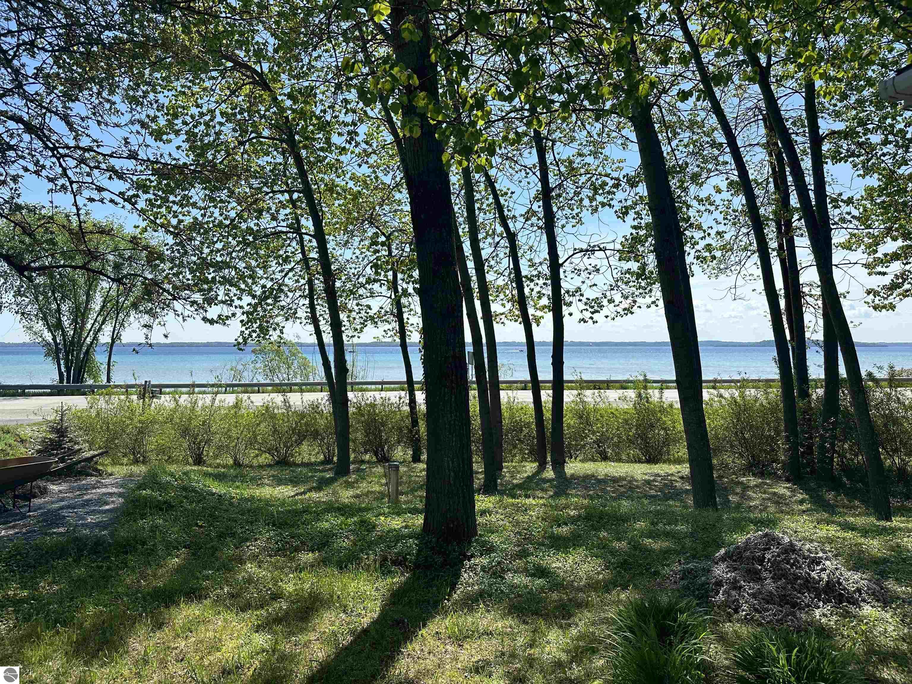 4486 S West Bay Shore Drive