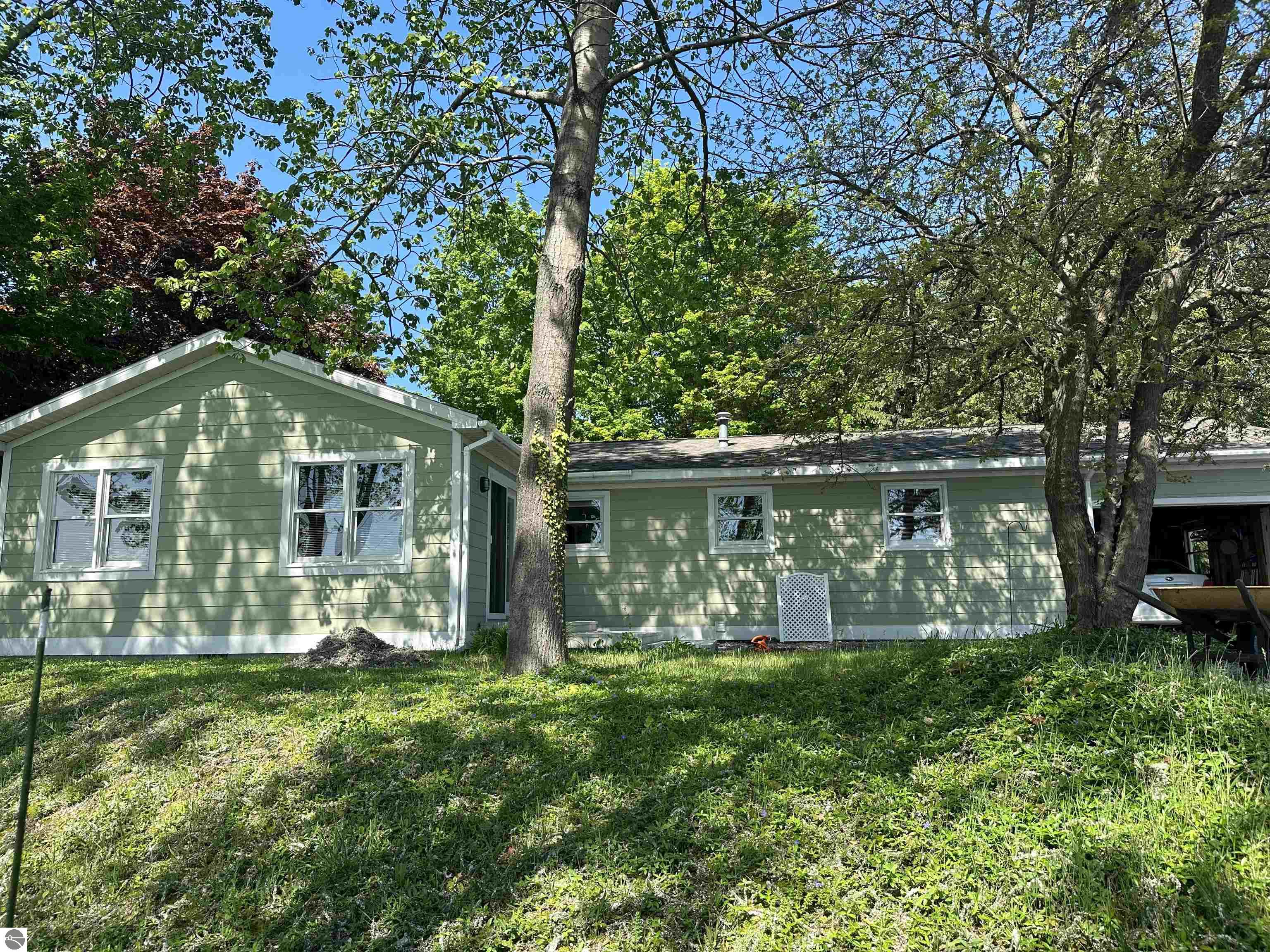 4486 S West Bay Shore Drive