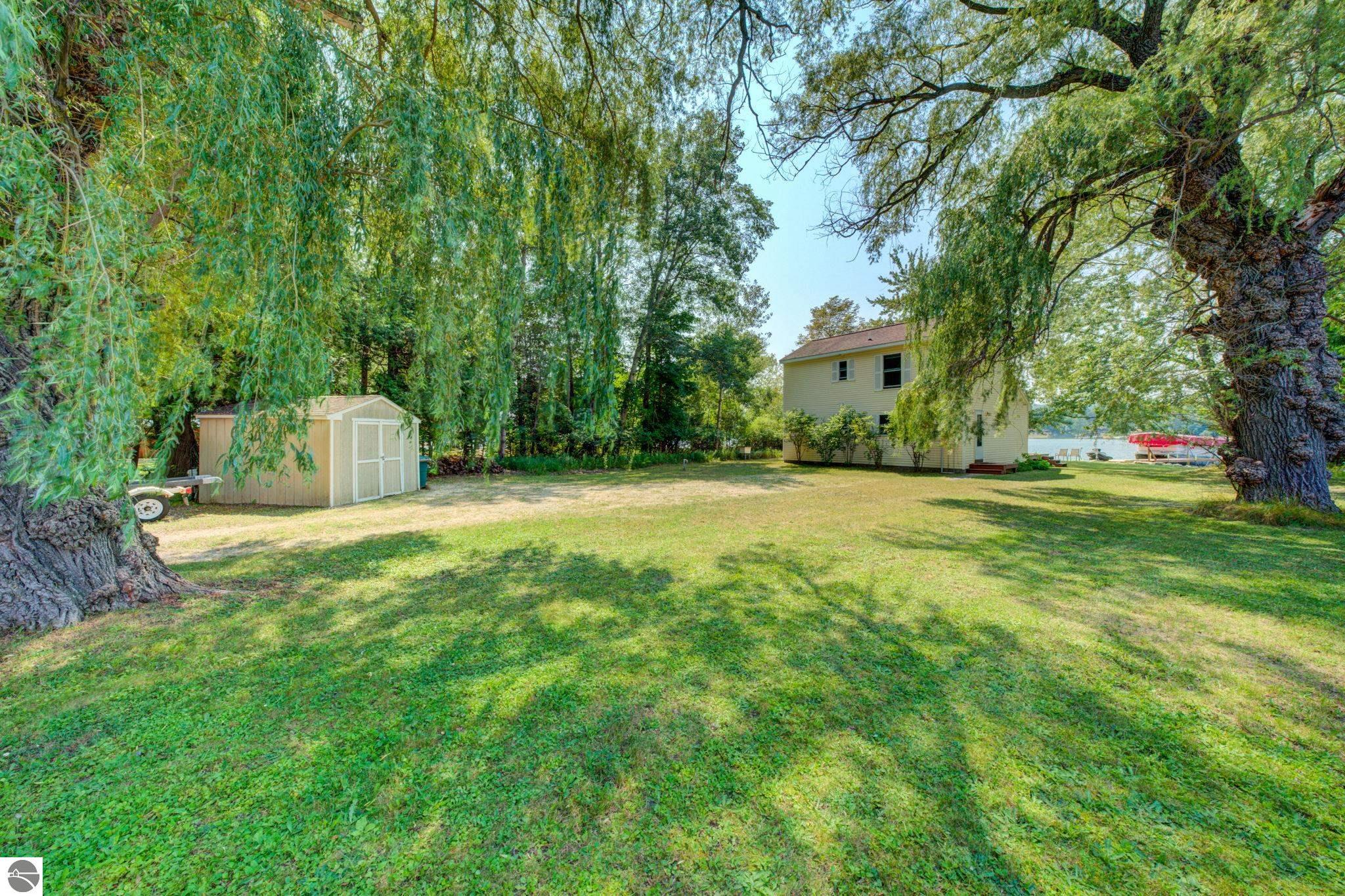 1393 Paczesny Place