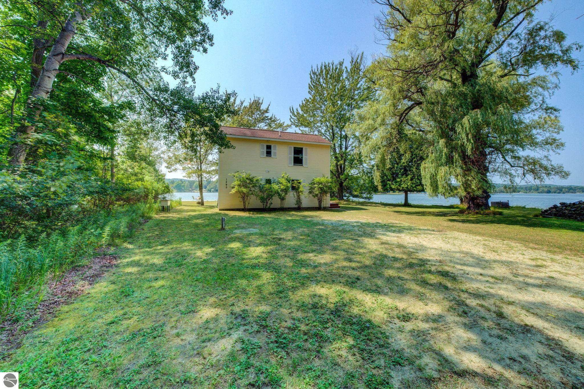 1393 Paczesny Place