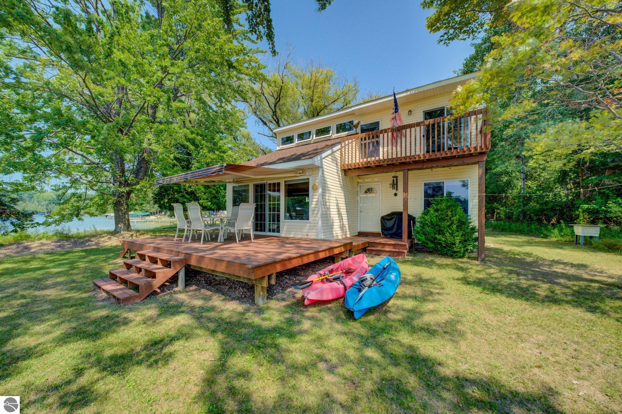 1393 Paczesny Place