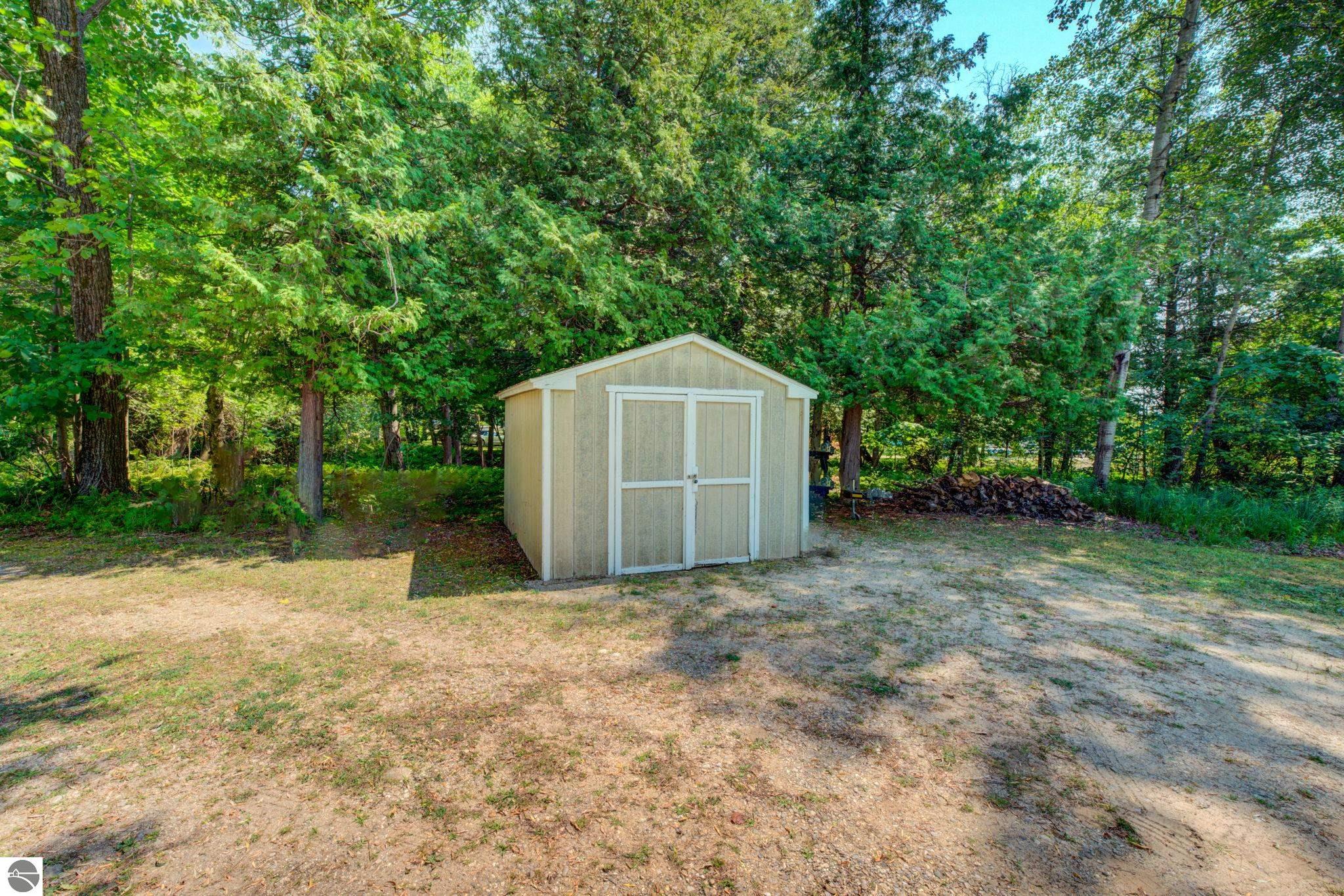1393 Paczesny Place