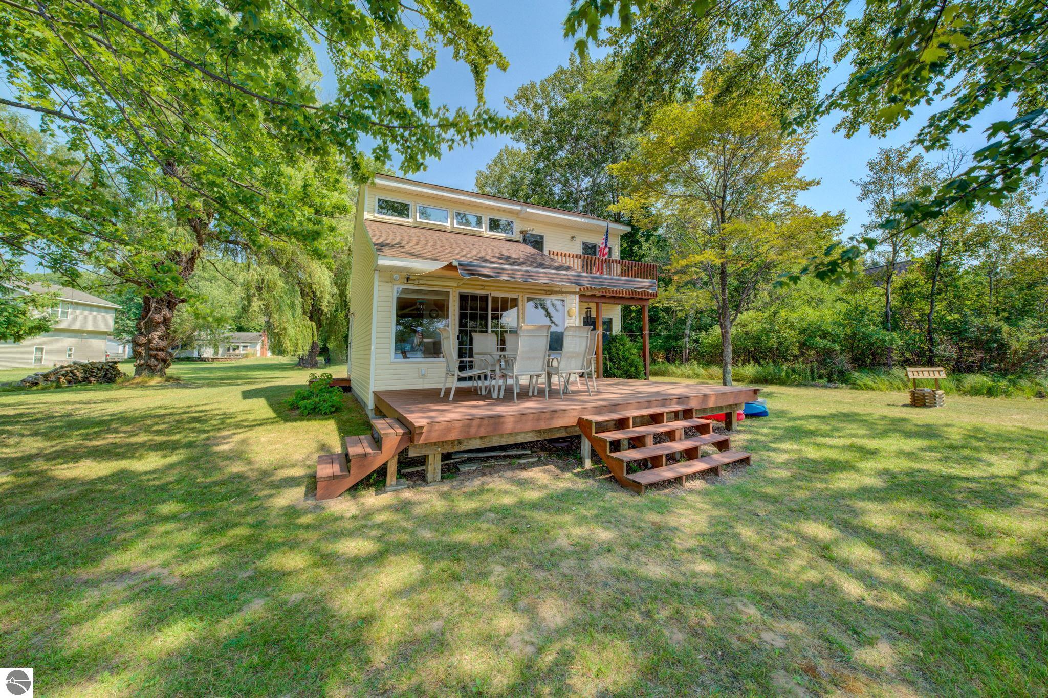 1393 Paczesny Place