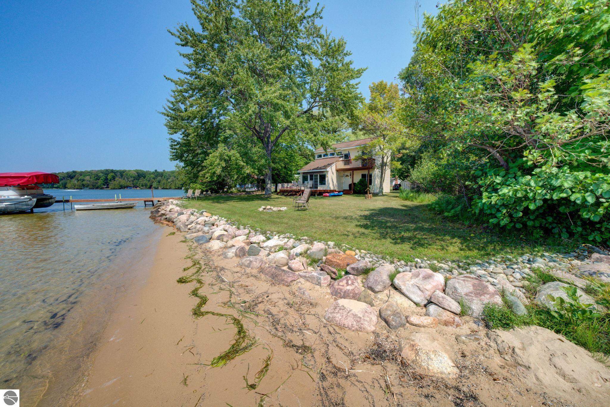 1393 Paczesny Place
