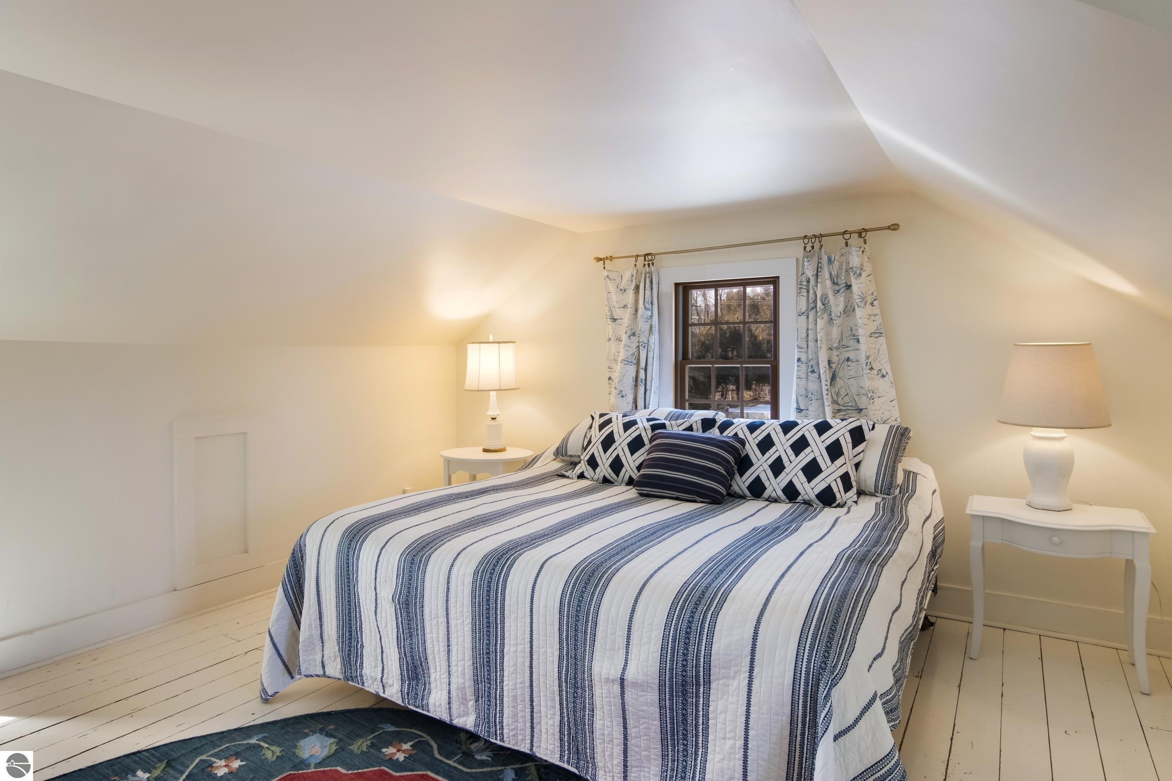 410 S Shore Drive