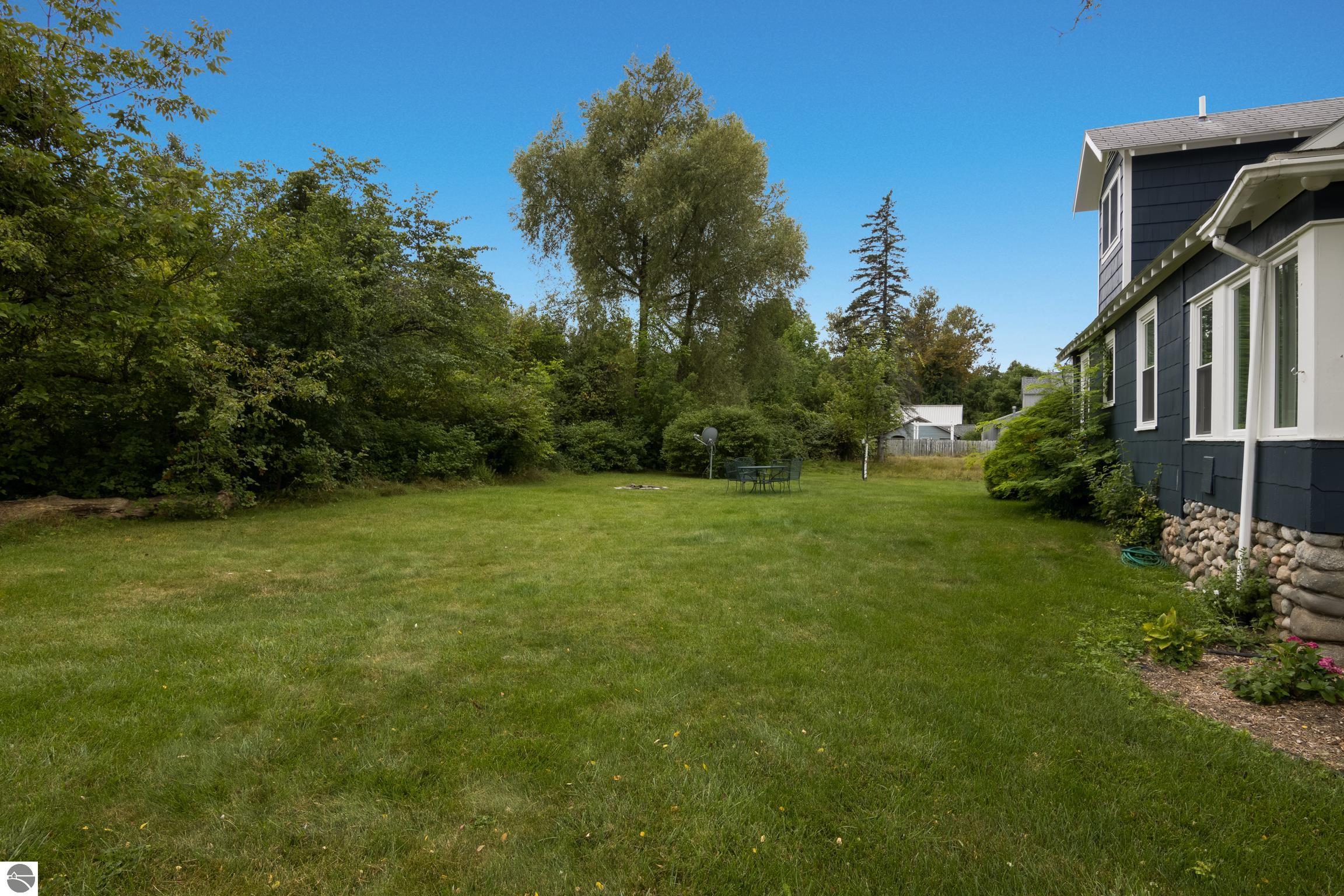 410 S Shore Drive