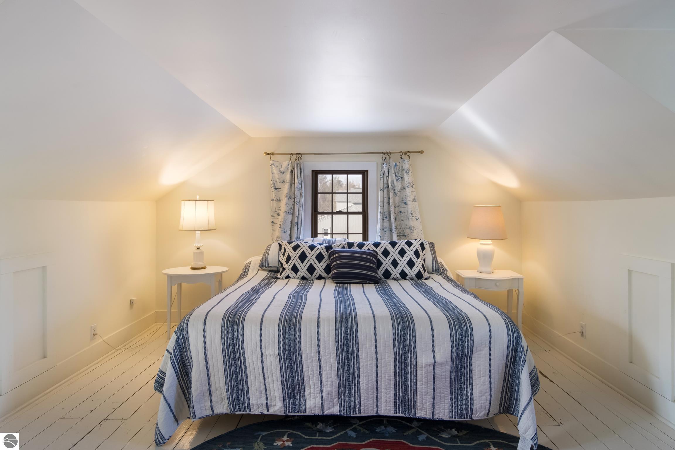 410 S Shore Drive
