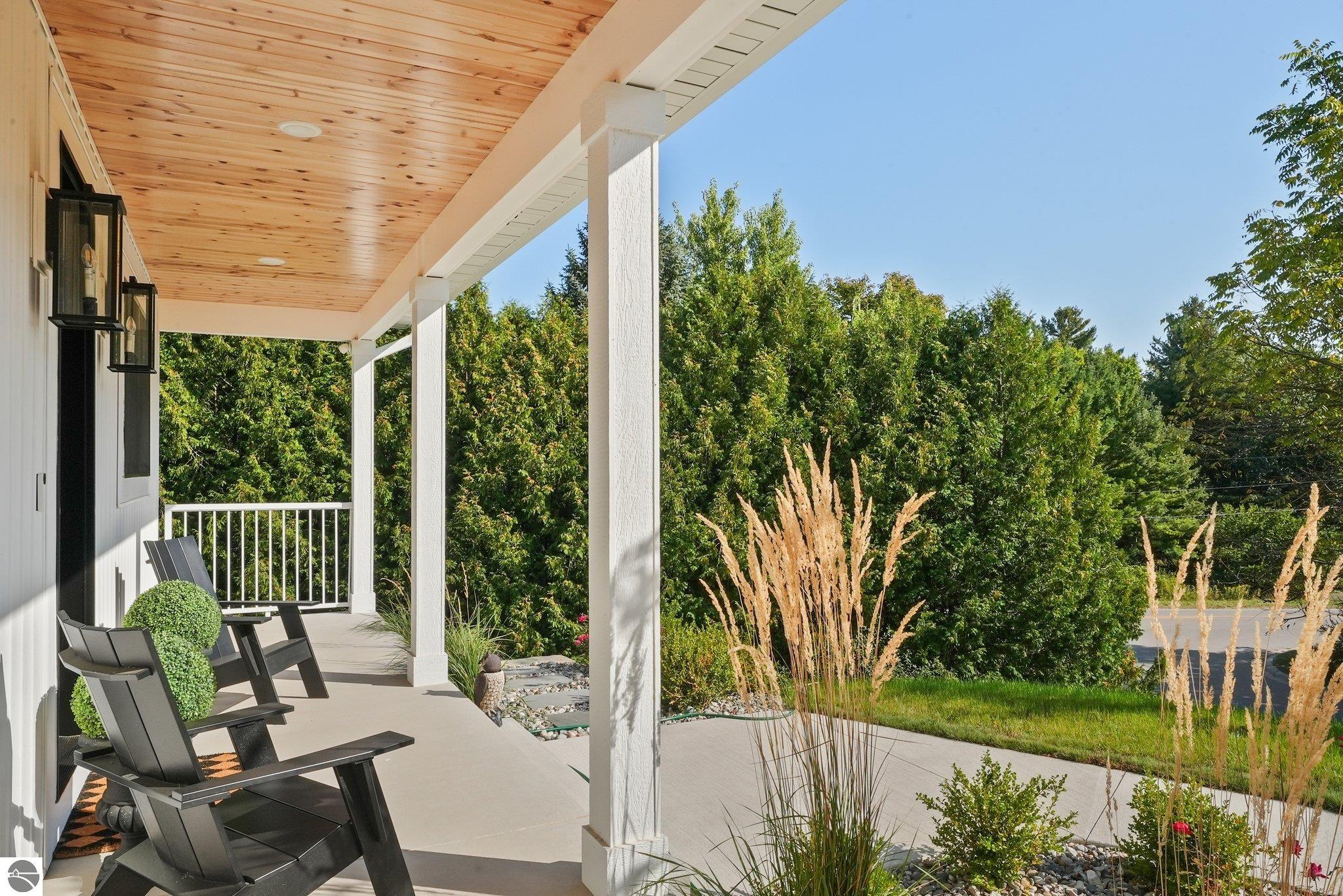 100 Terrace Lane Commons