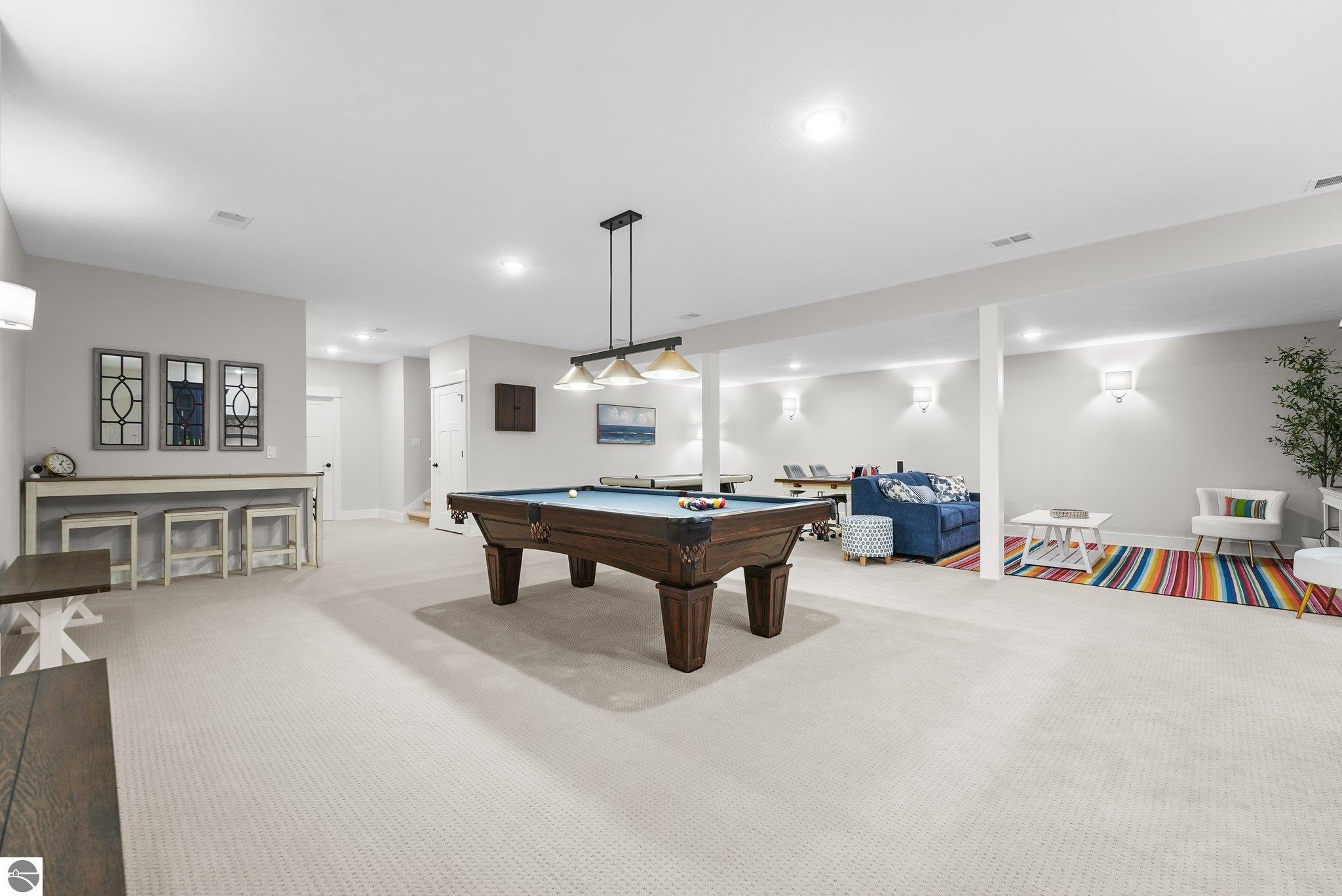 100 Terrace Lane Commons