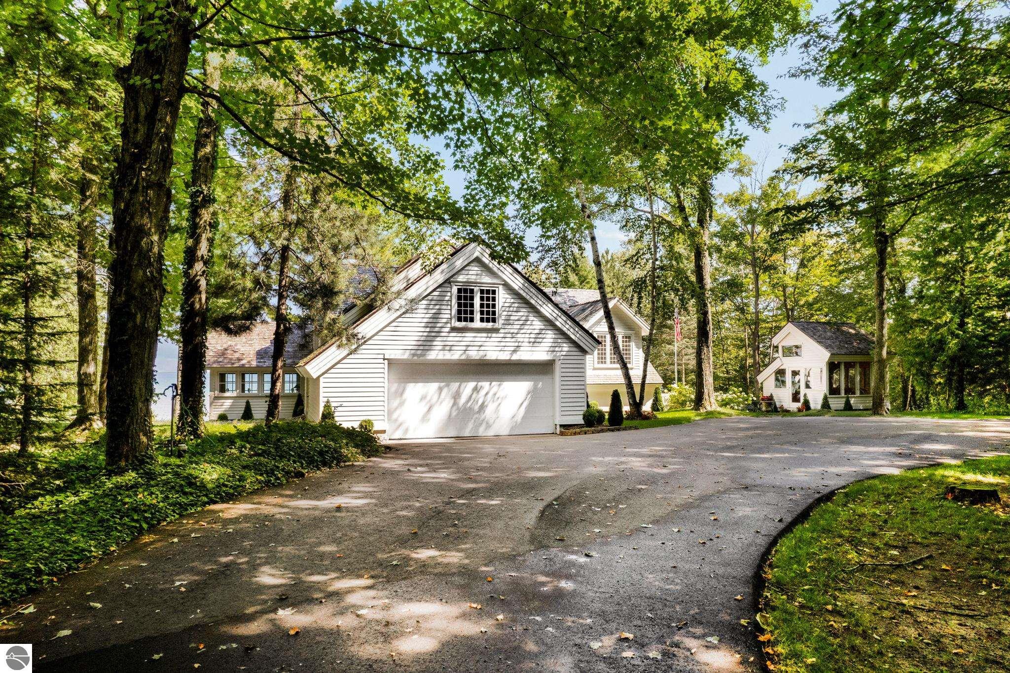 701 N Stony Point Road