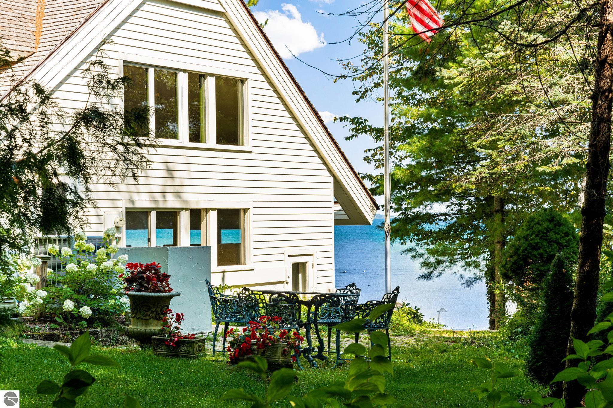 701 N Stony Point Road