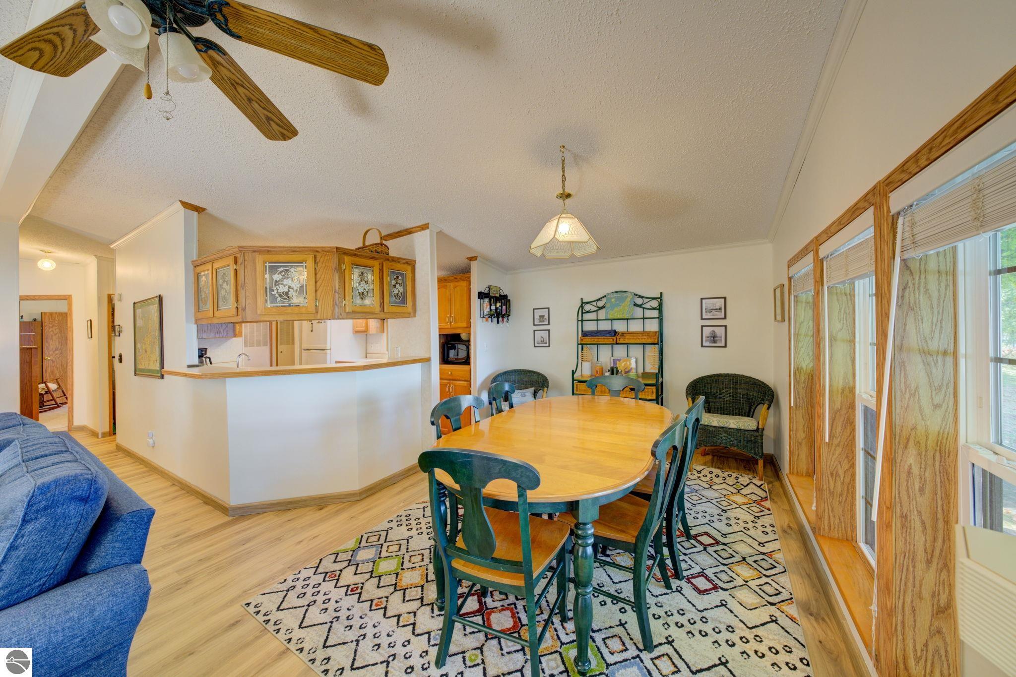 8095 S Rustic Drive