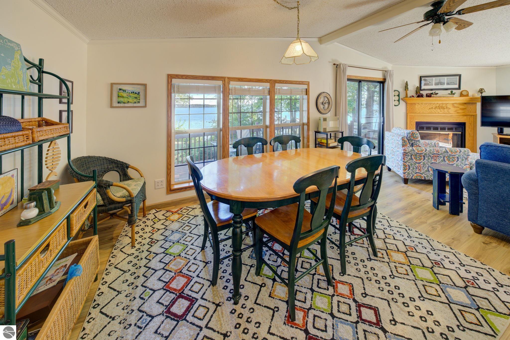 8095 S Rustic Drive