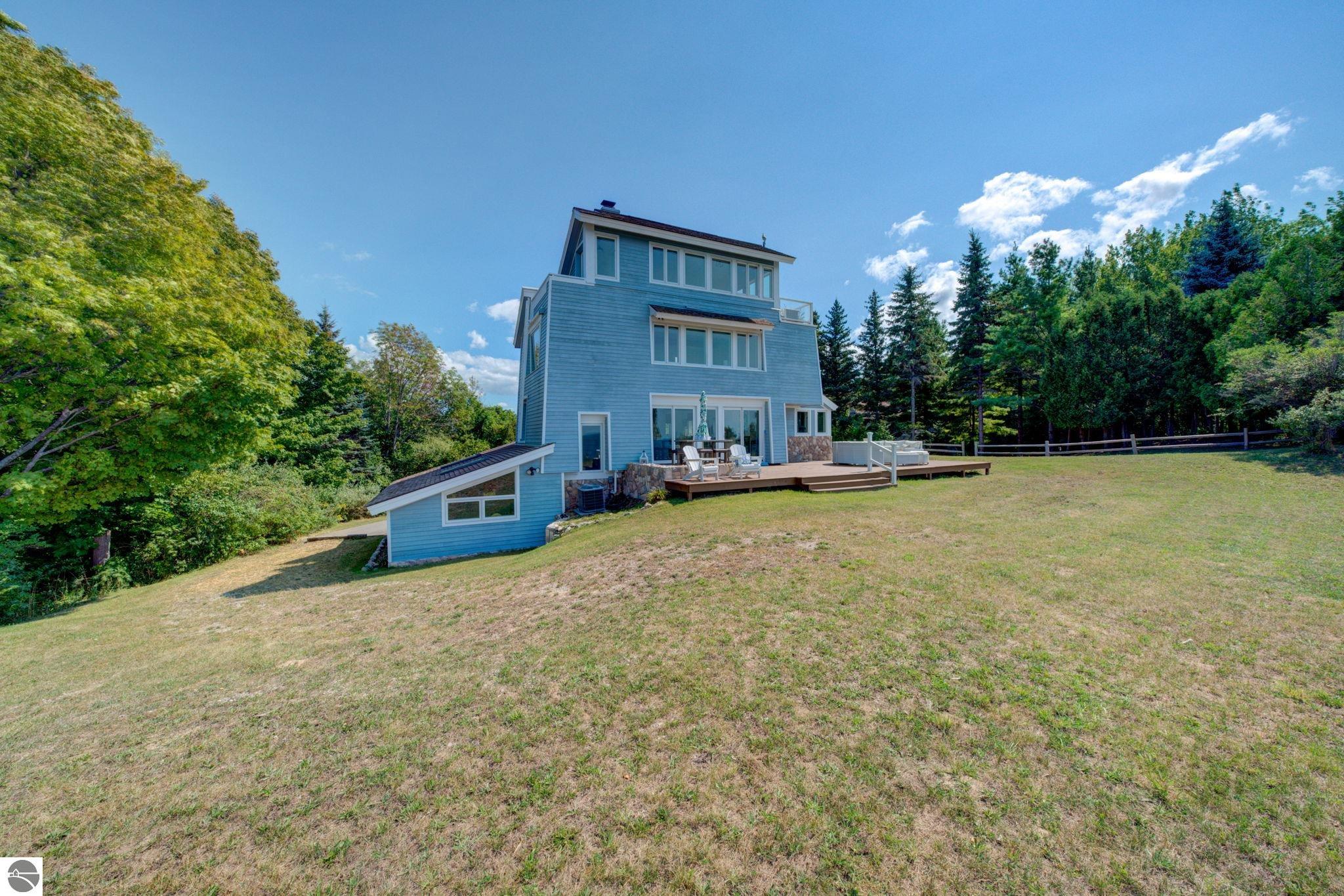4781 E Golfview Drive