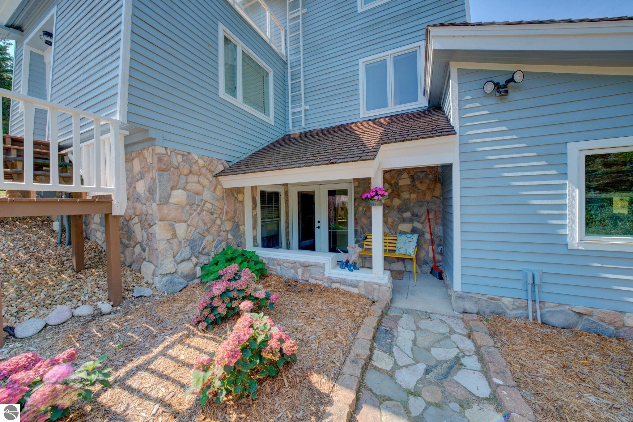 4781 E Golfview Drive