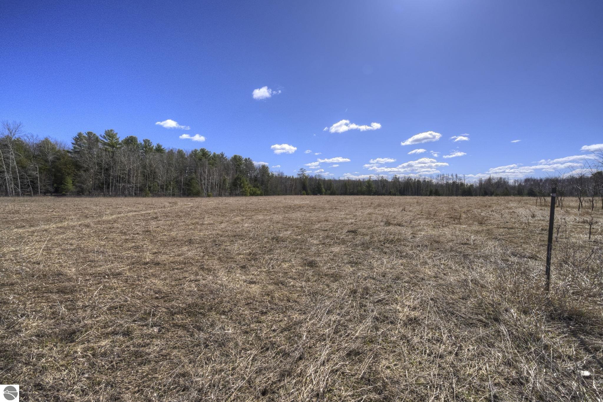 Lot 10 S Micheals Woods Trail