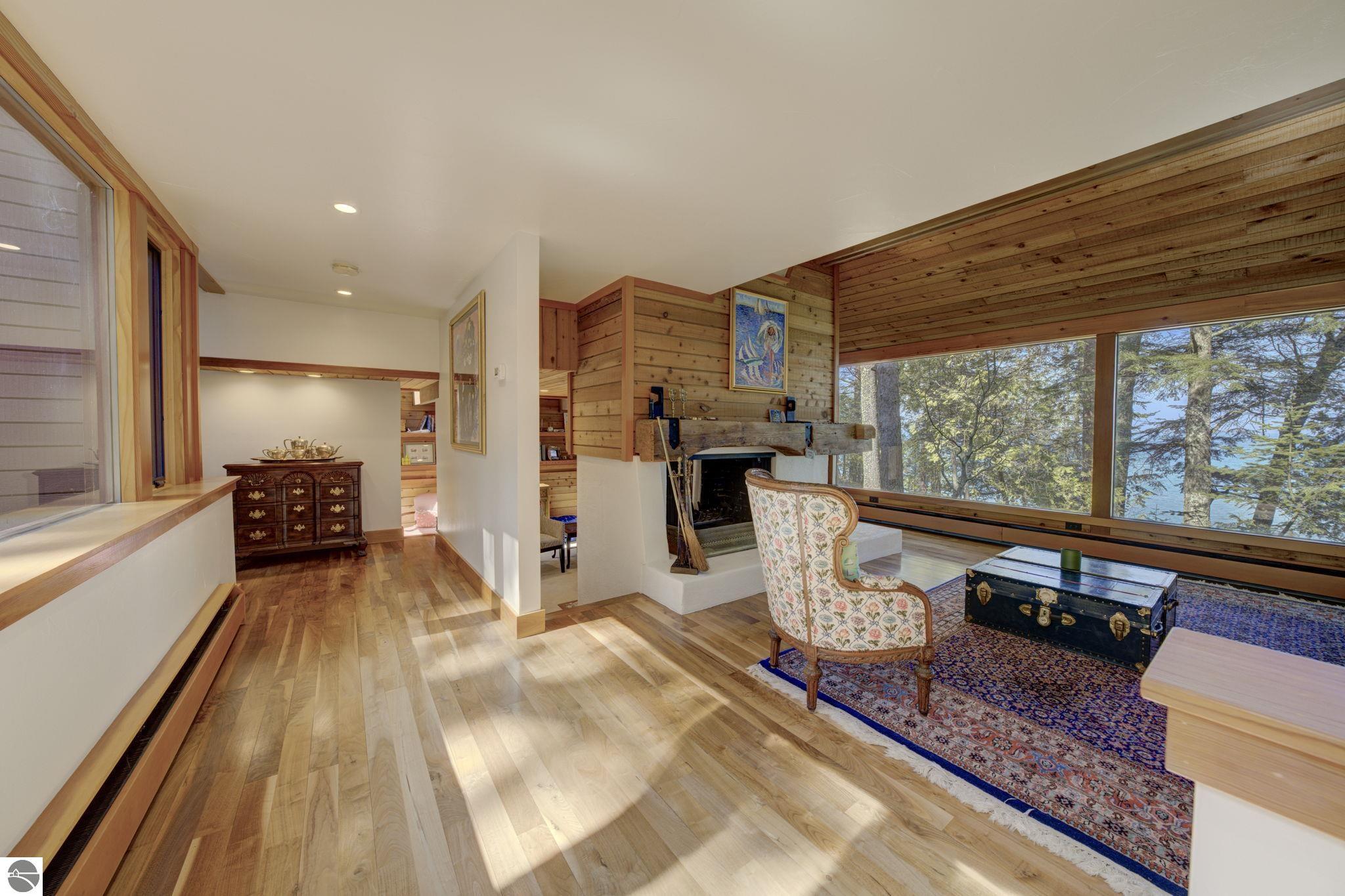 5593 N Leland Woods Drive