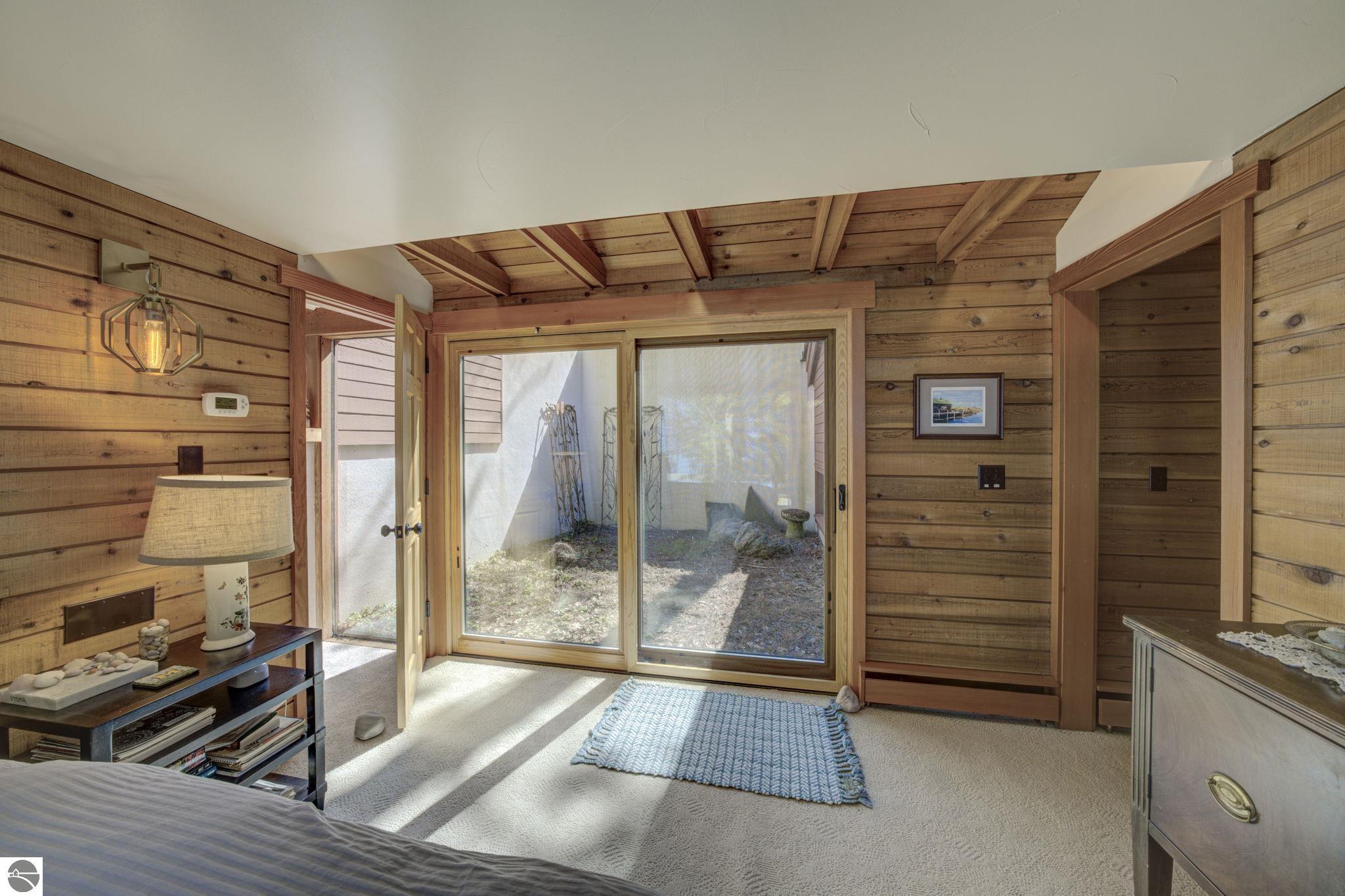 5593 N Leland Woods Drive