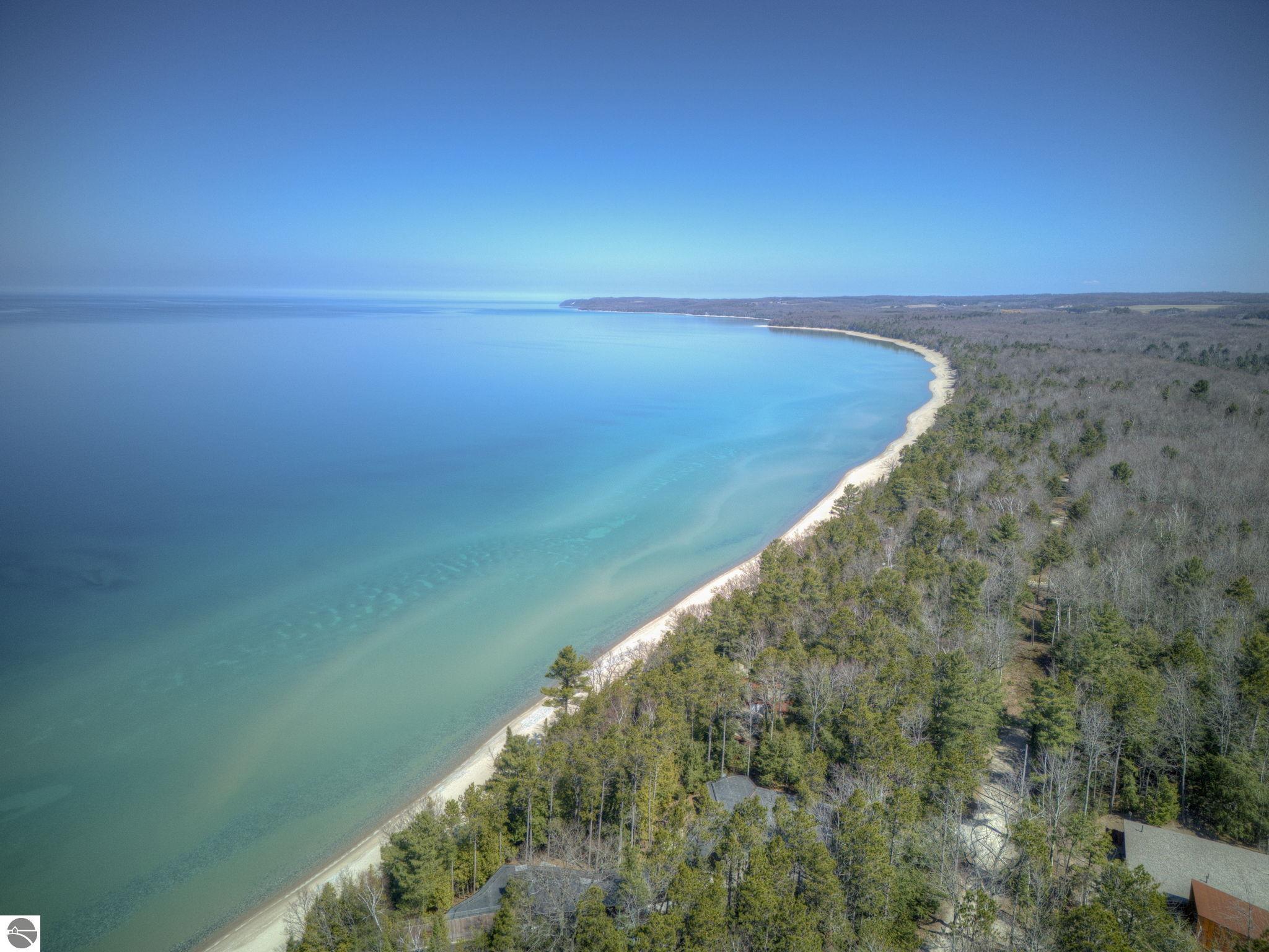 5593 N Leland Woods Drive