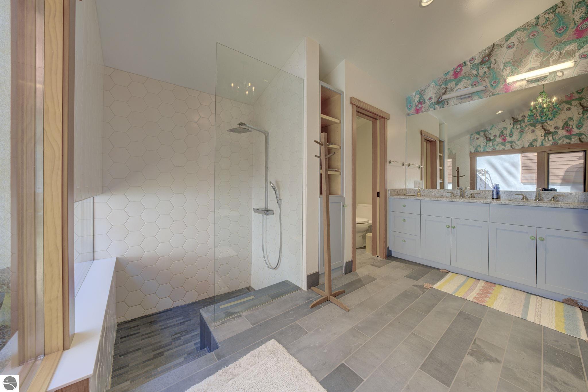 5593 N Leland Woods Drive