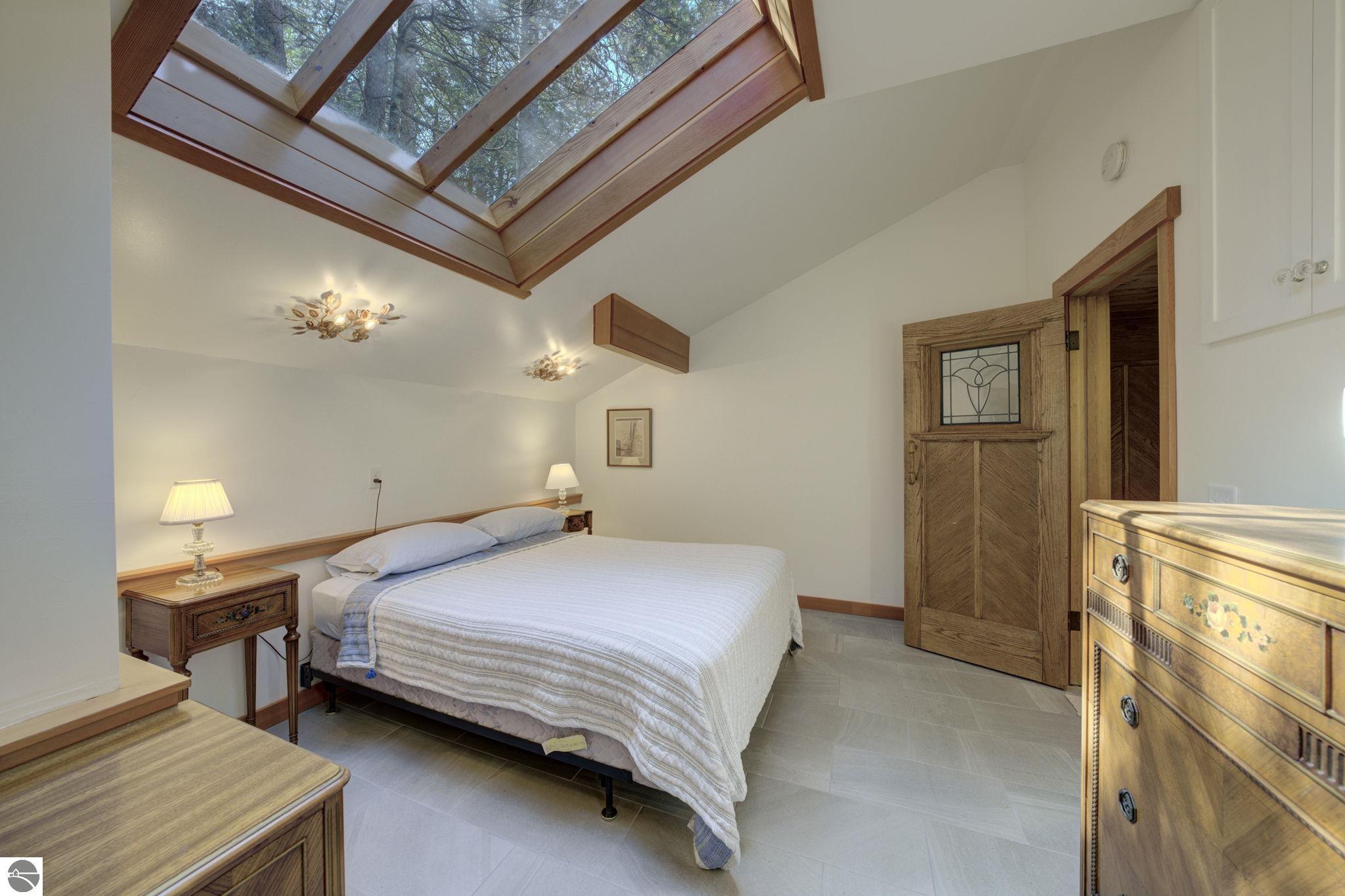 5593 N Leland Woods Drive