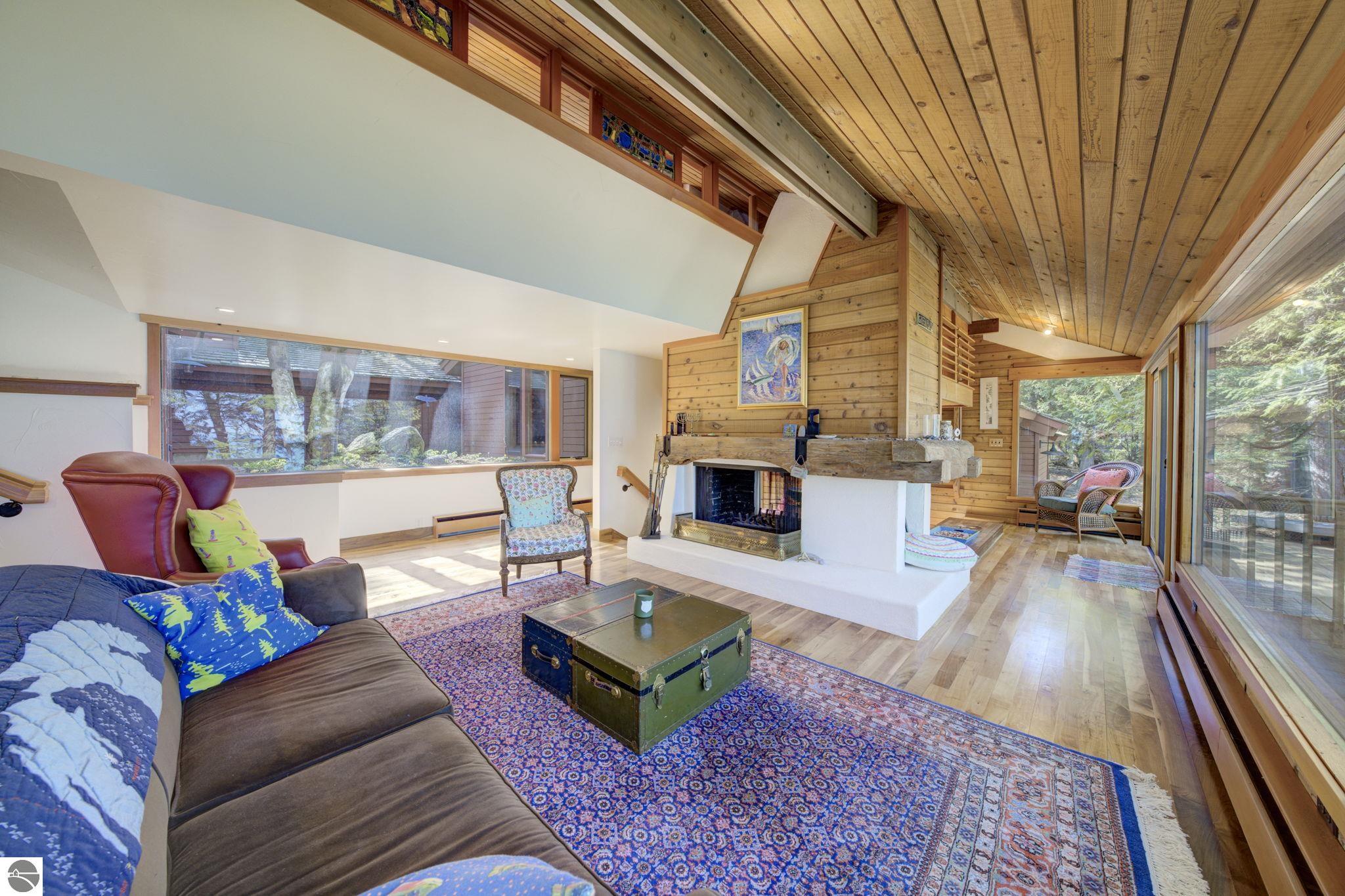 5593 N Leland Woods Drive