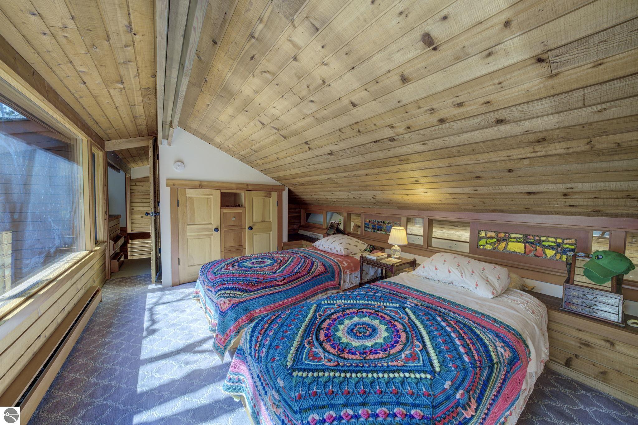 5593 N Leland Woods Drive