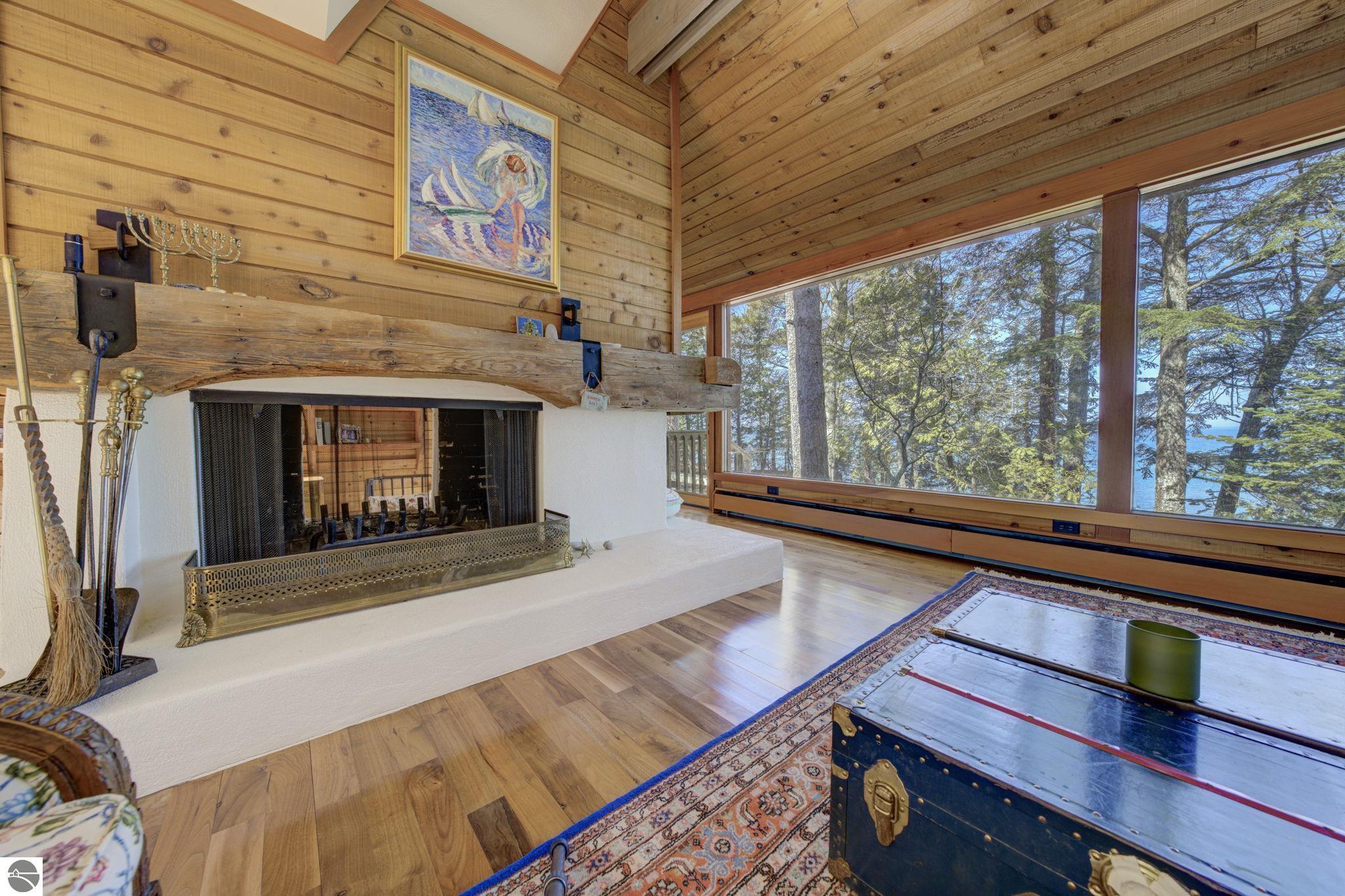 5593 N Leland Woods Drive