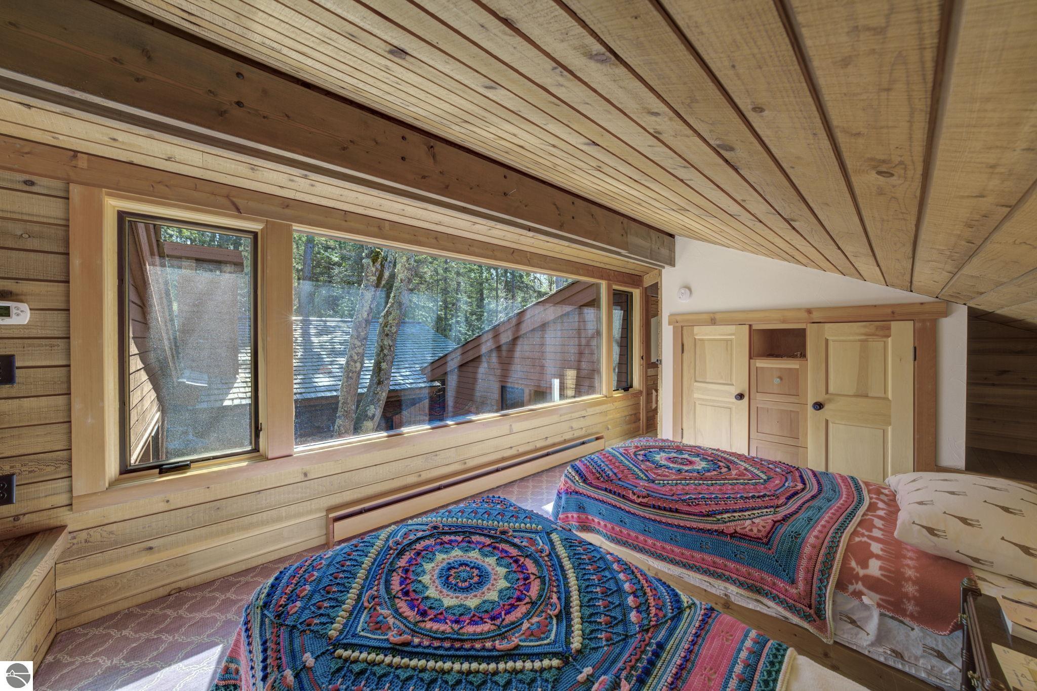 5593 N Leland Woods Drive